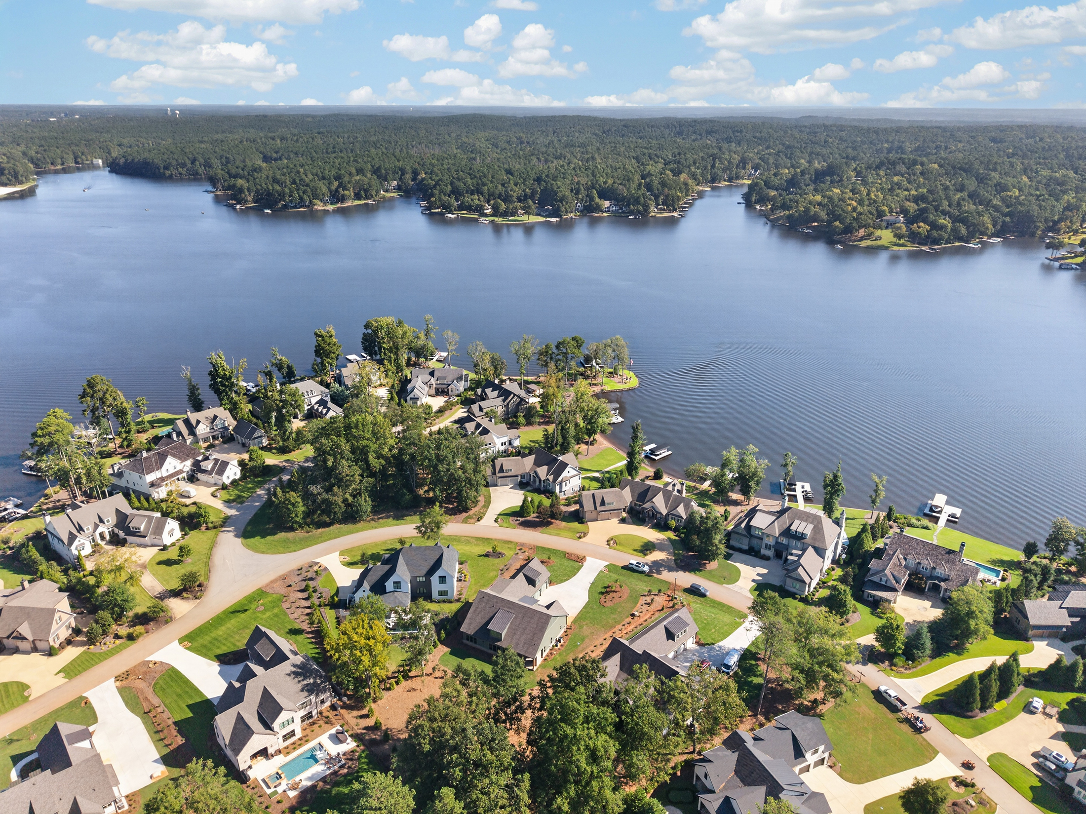  Stunning New Home by Green Park Homes in Sought-after Cuscowilla Community - 物件實景