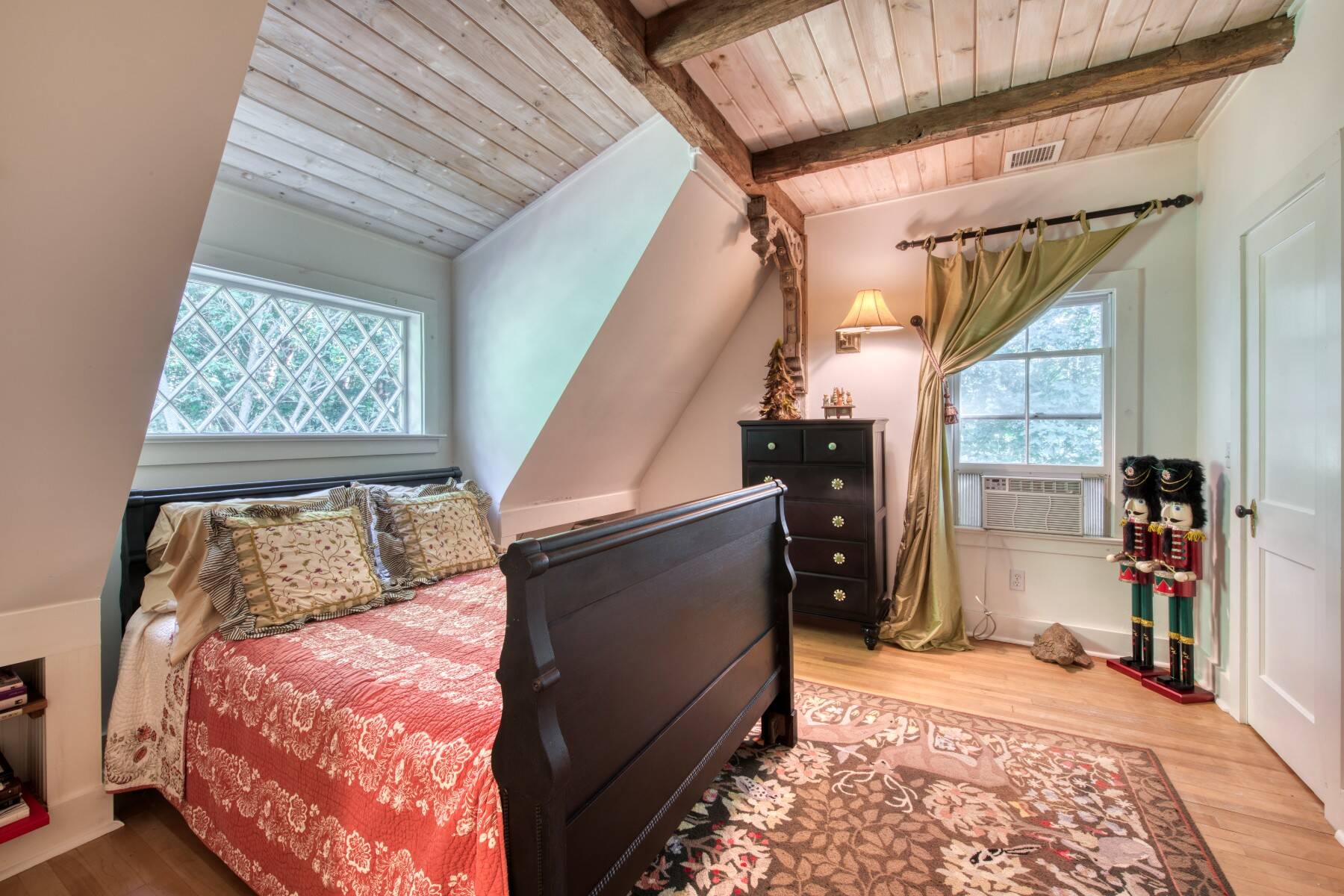  Greenport Historic Colonial Farmhouse in Peconic Bay Estates - 物件實景