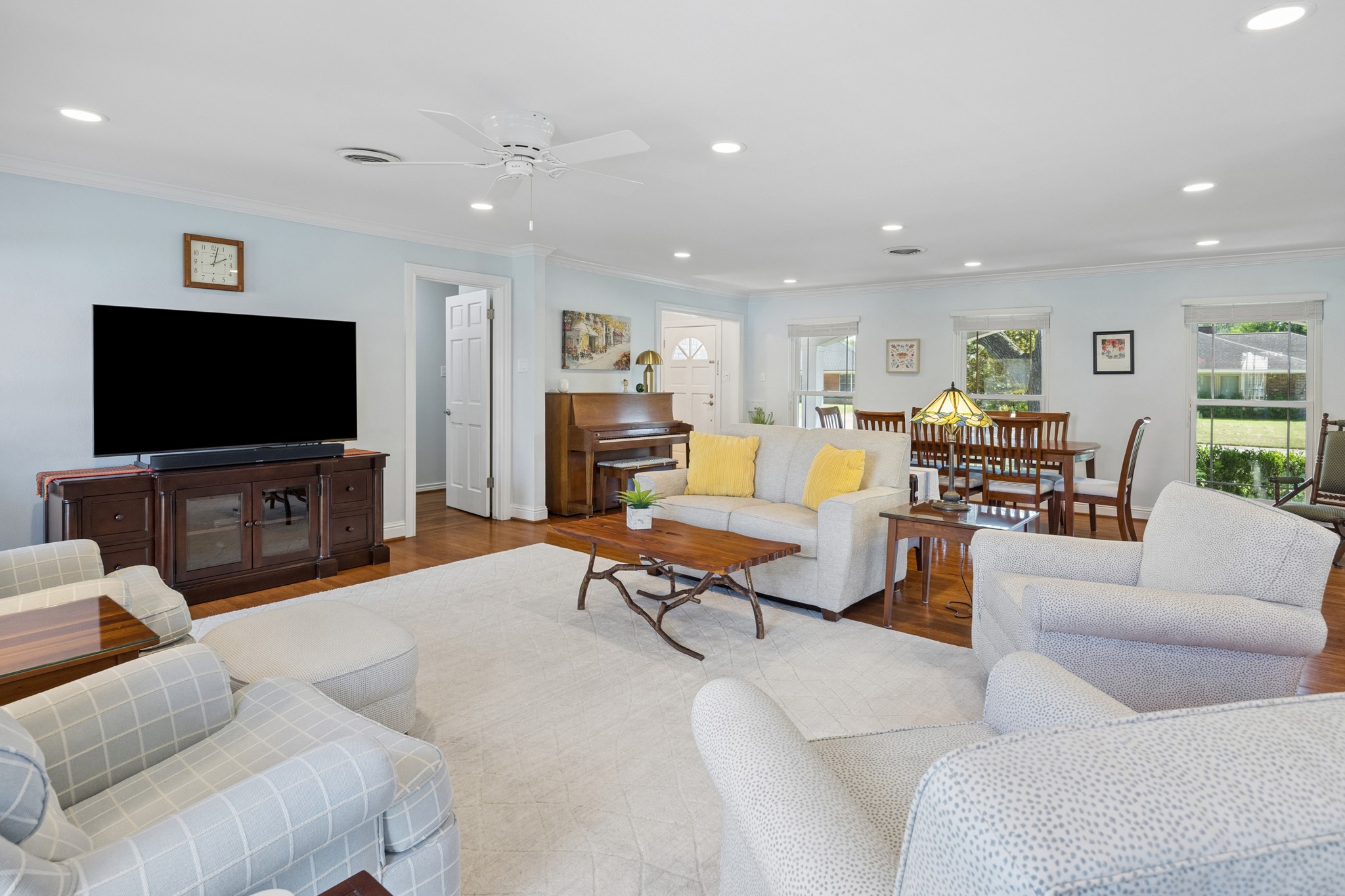  4318 Stillbrooke Drive - 物件實景