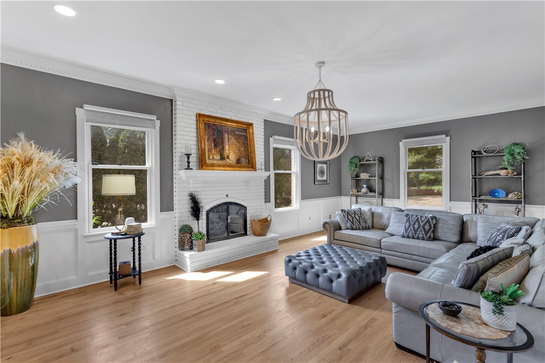 Hampton, Pennsylvania, 15044, United States, 4 Bedrooms Bedrooms, ,6 BathroomsBathrooms,Residential,For Sale,1947069