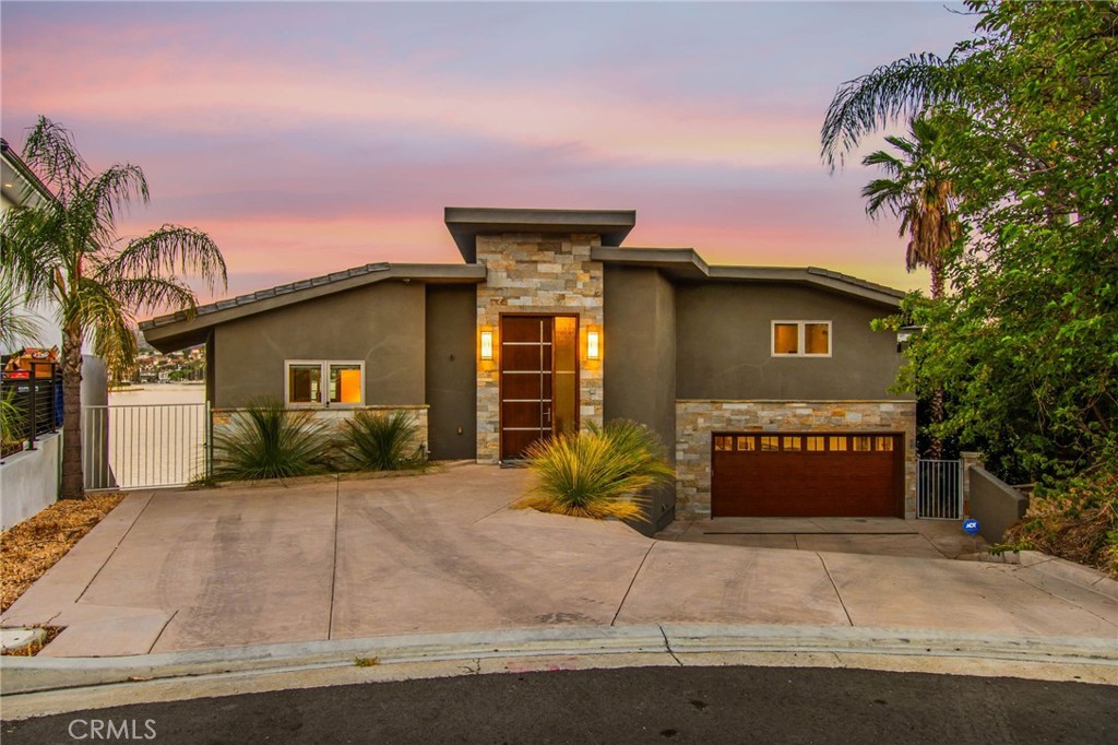 Canyon Lake, California, 92587, United States, 6 Bedrooms Bedrooms, ,5 BathroomsBathrooms,Residential,For Sale,1975311