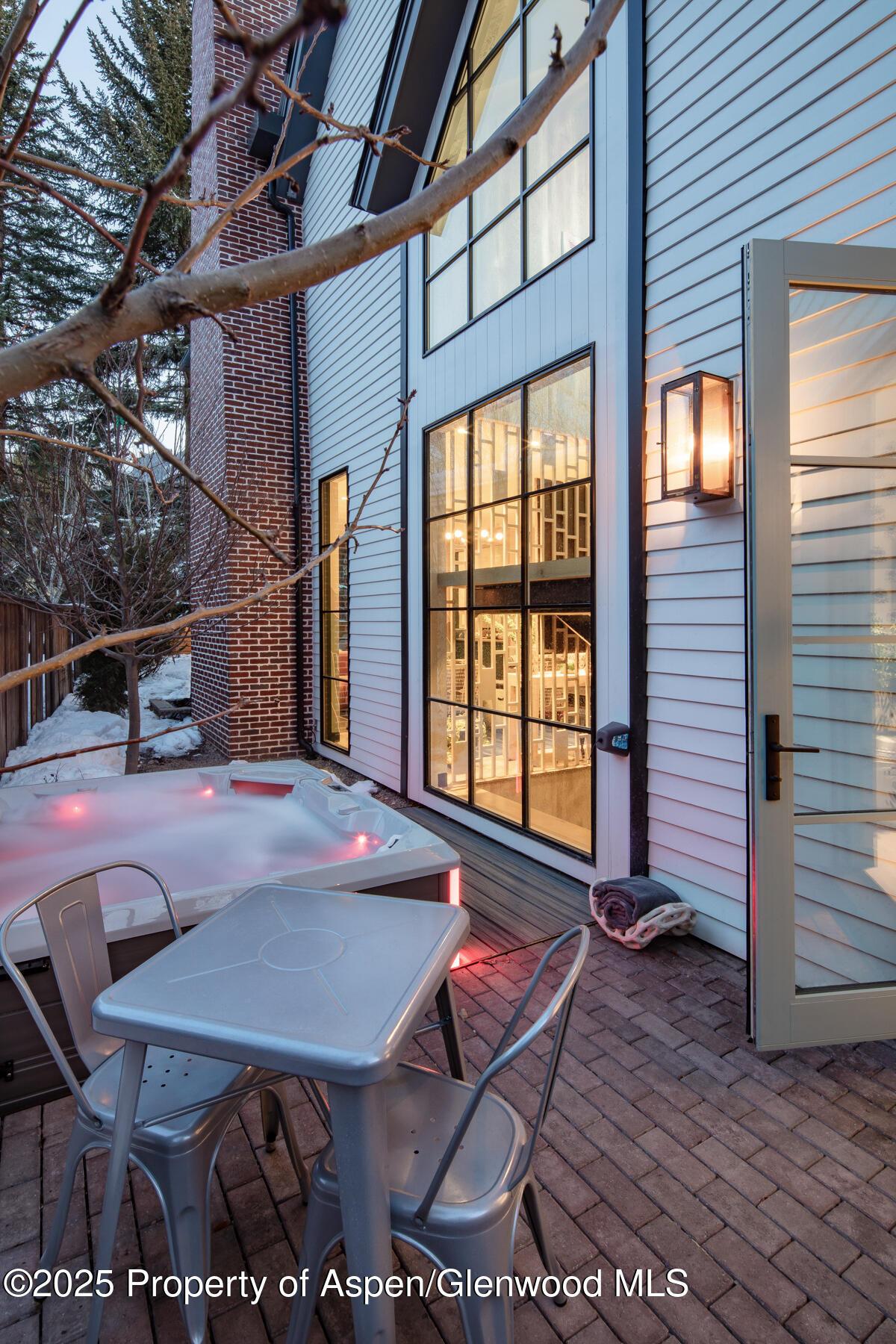 Aspen, Colorado, 81611, United States, 7 Bedrooms Bedrooms, ,7 BathroomsBathrooms,Residential,For Sale,1849969