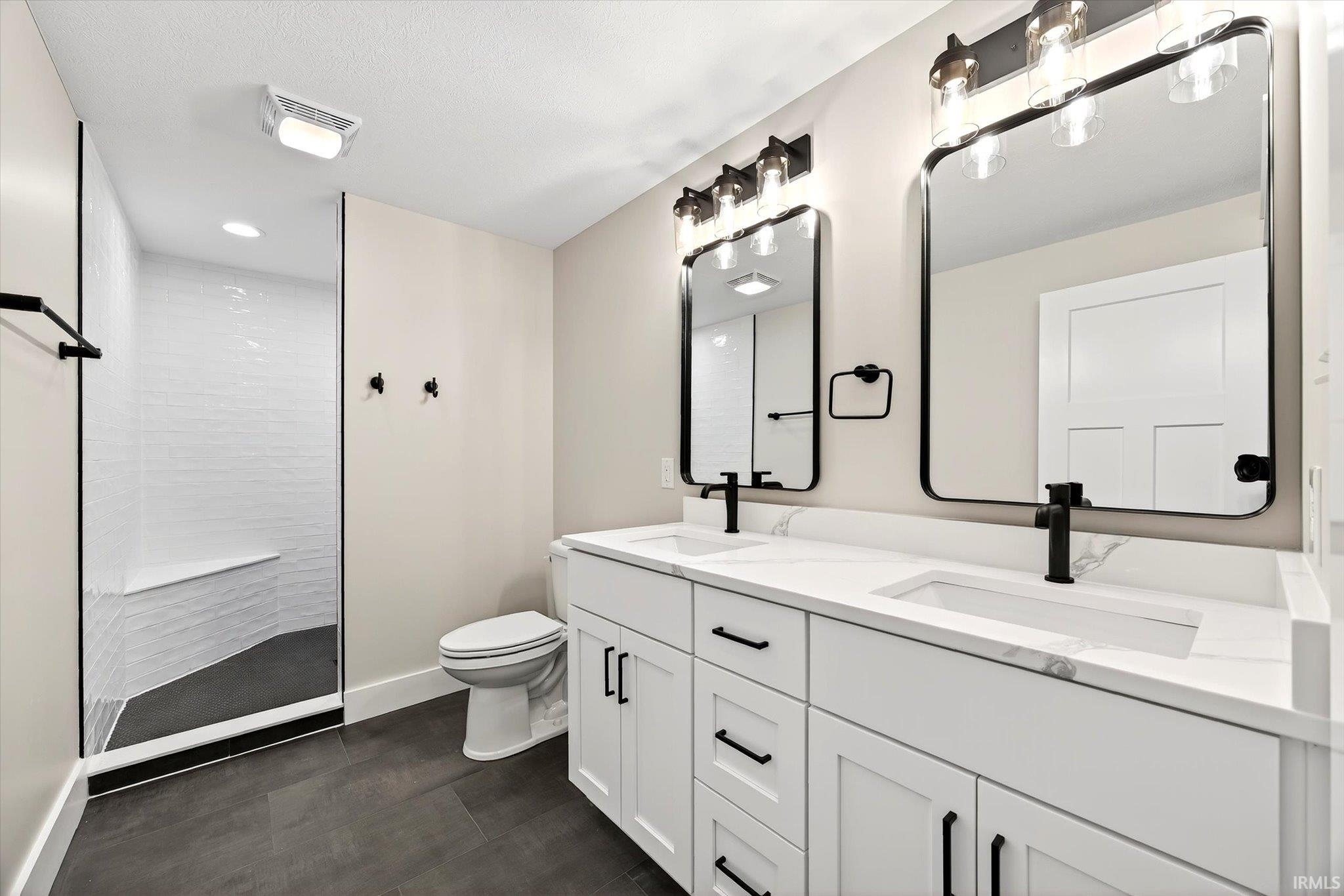 Bloomington, Indiana, 47401, United States, 5 Bedrooms Bedrooms, ,3 BathroomsBathrooms,Residential,For Sale,1987422