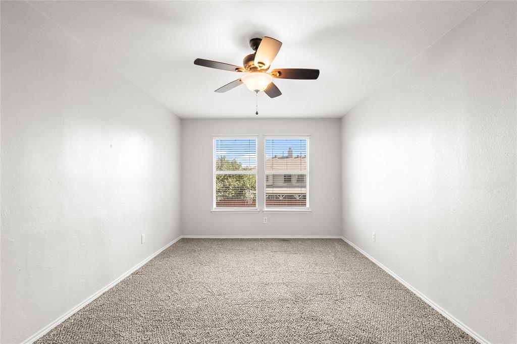 Denton, Texas, 76210, United States, 5 Bedrooms Bedrooms, ,3 BathroomsBathrooms,Residential,For Sale,1972740