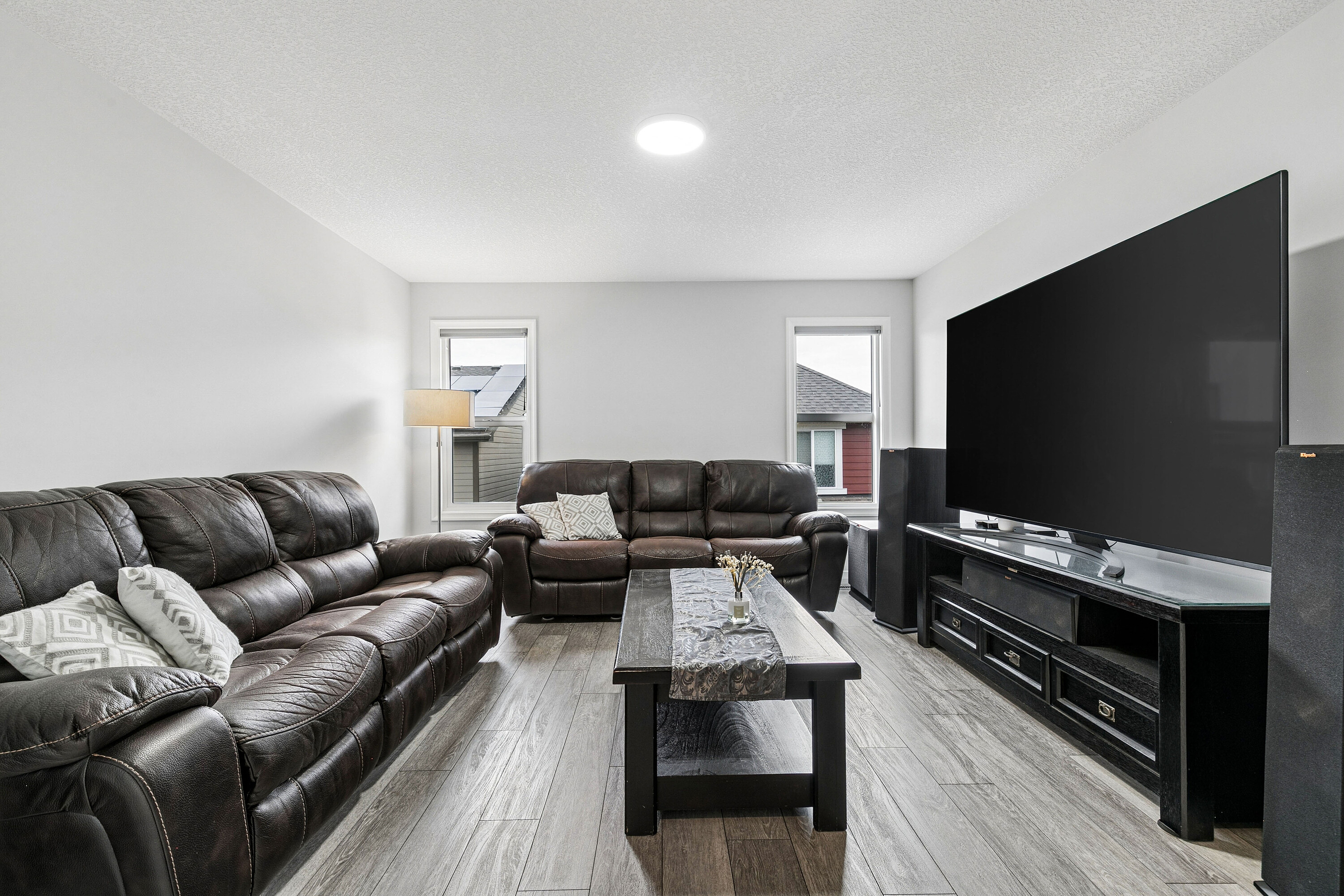  Modern Luxury in Mahogany - 物件實景