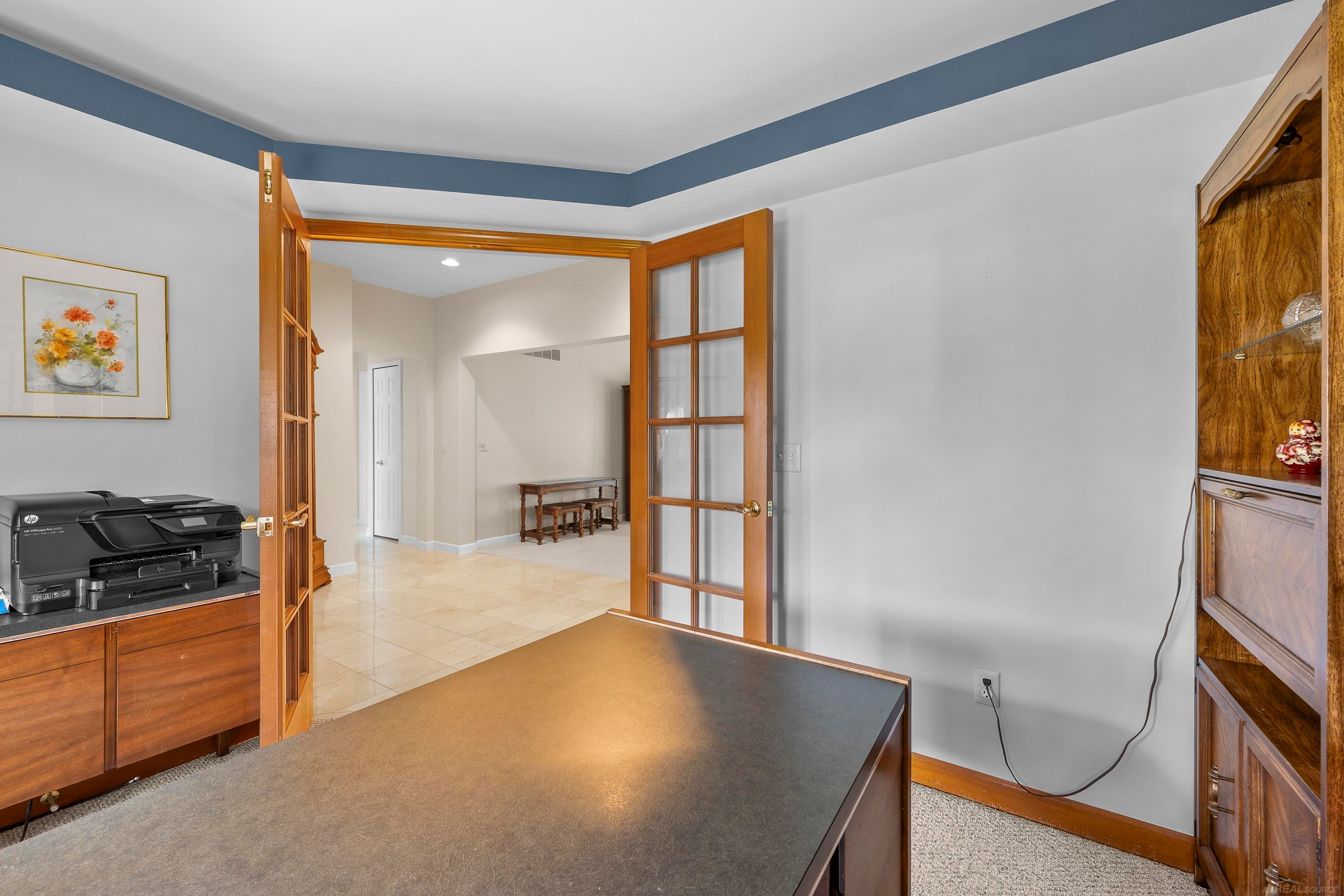 Rochester Hills, Michigan, 48307, United States, 2 Bedrooms Bedrooms, ,4 BathroomsBathrooms,Residential,For Sale,1980077