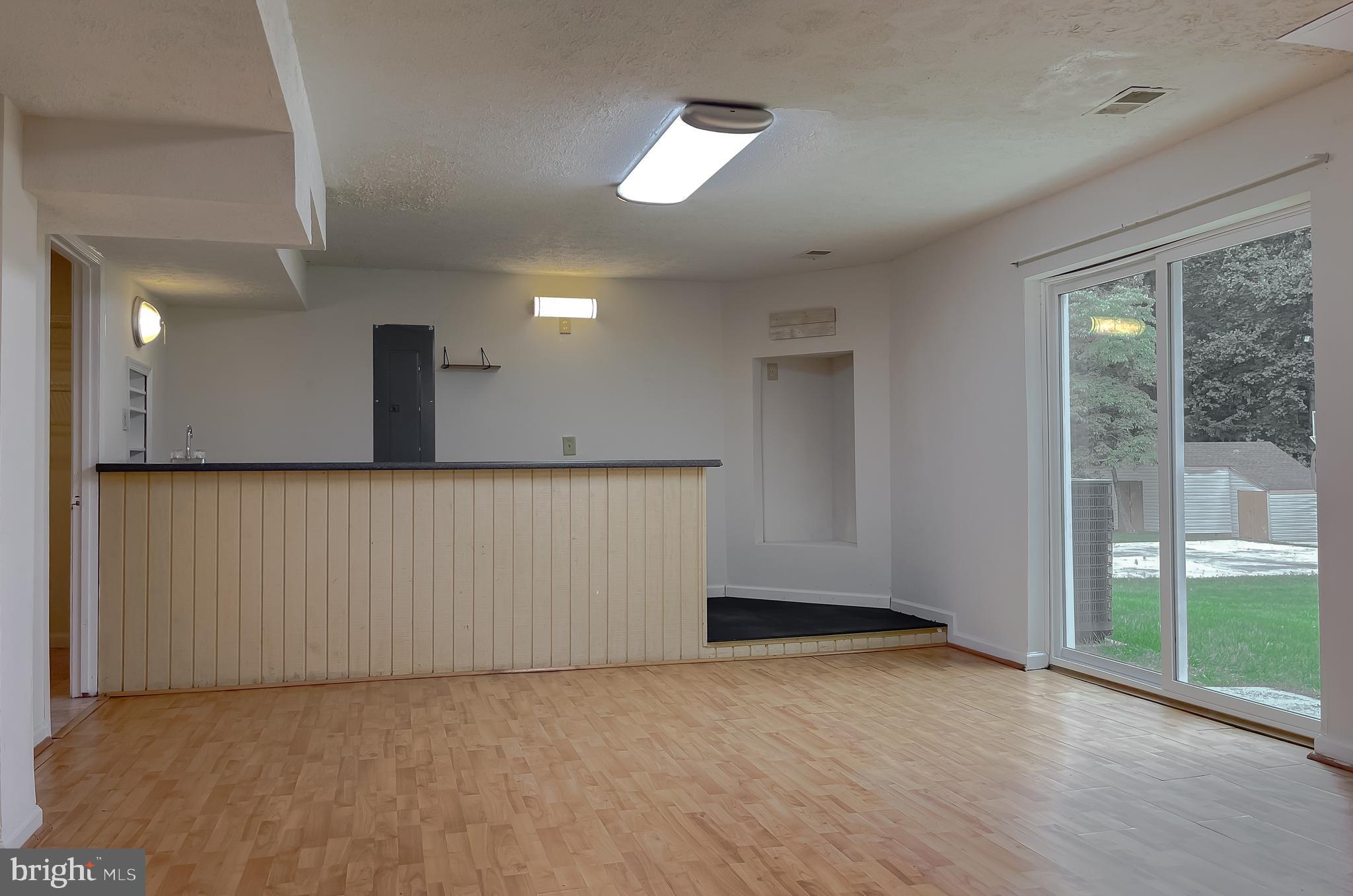 Waldorf, Maryland, 20603, United States, 5 Bedrooms Bedrooms, ,3 BathroomsBathrooms,Residential,For Sale,1928976
