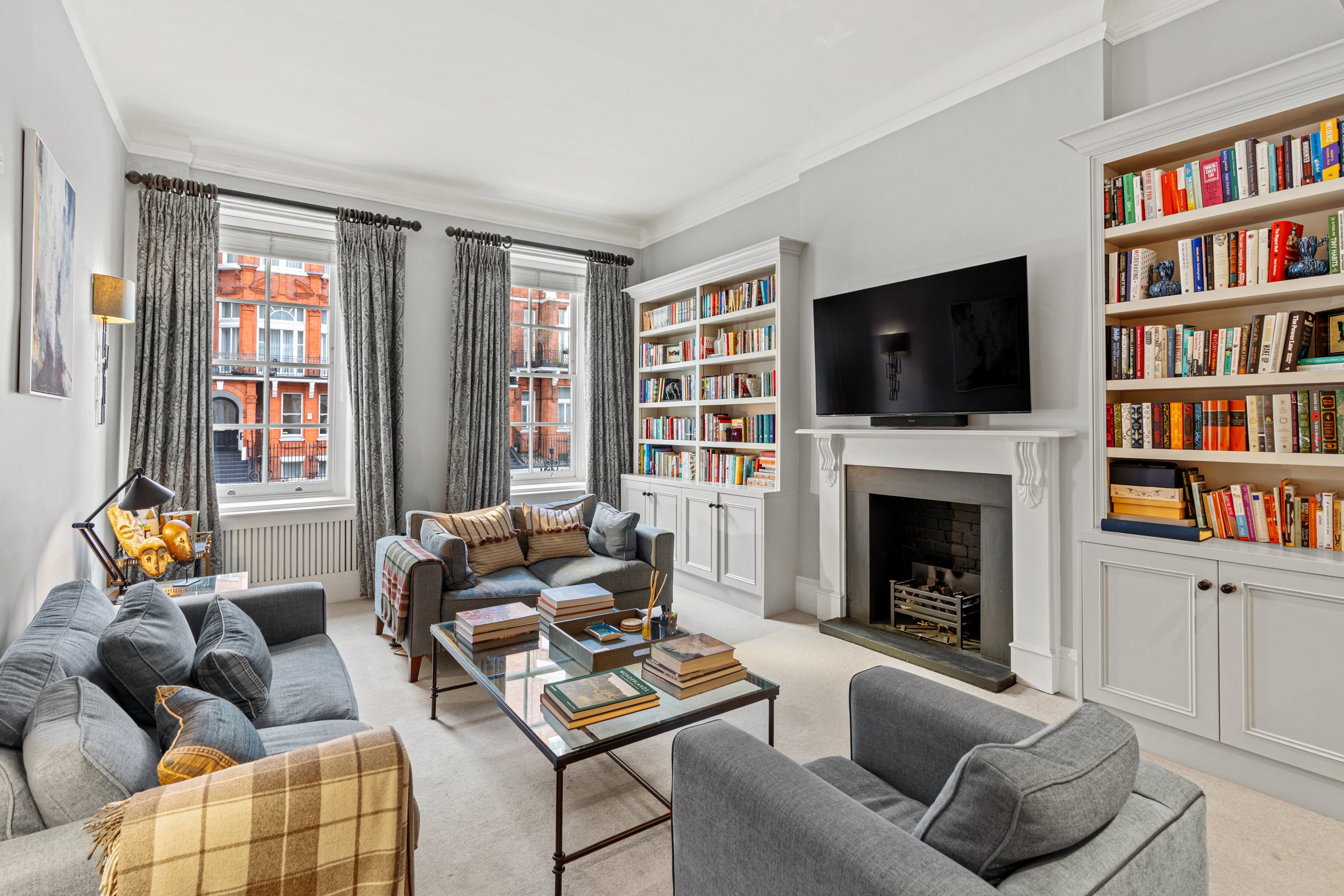  A Raised Ground Floor Apartment on Pont Street - 物件實景