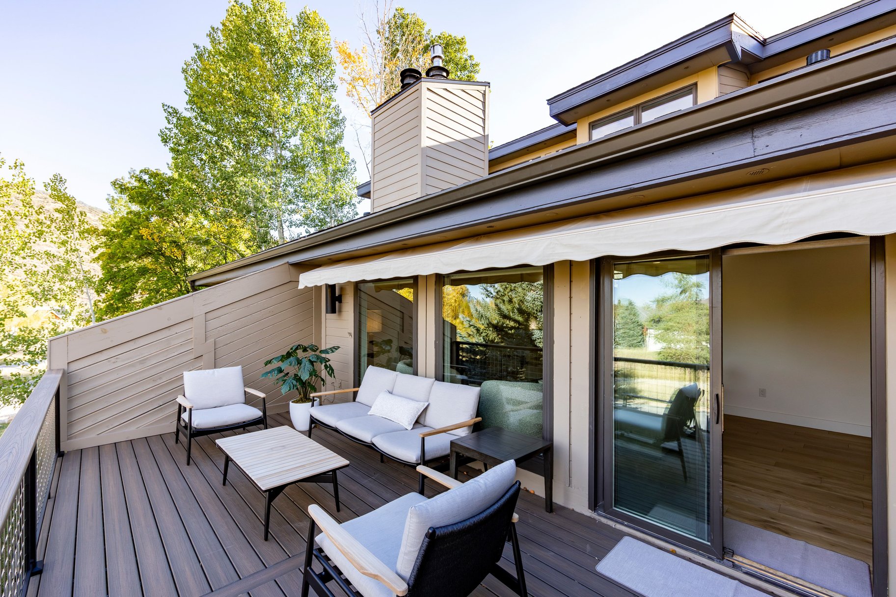  Park City 3 Bedroom Fenchurch Townhome  Complete and Perfect Renovation - 物件實景
