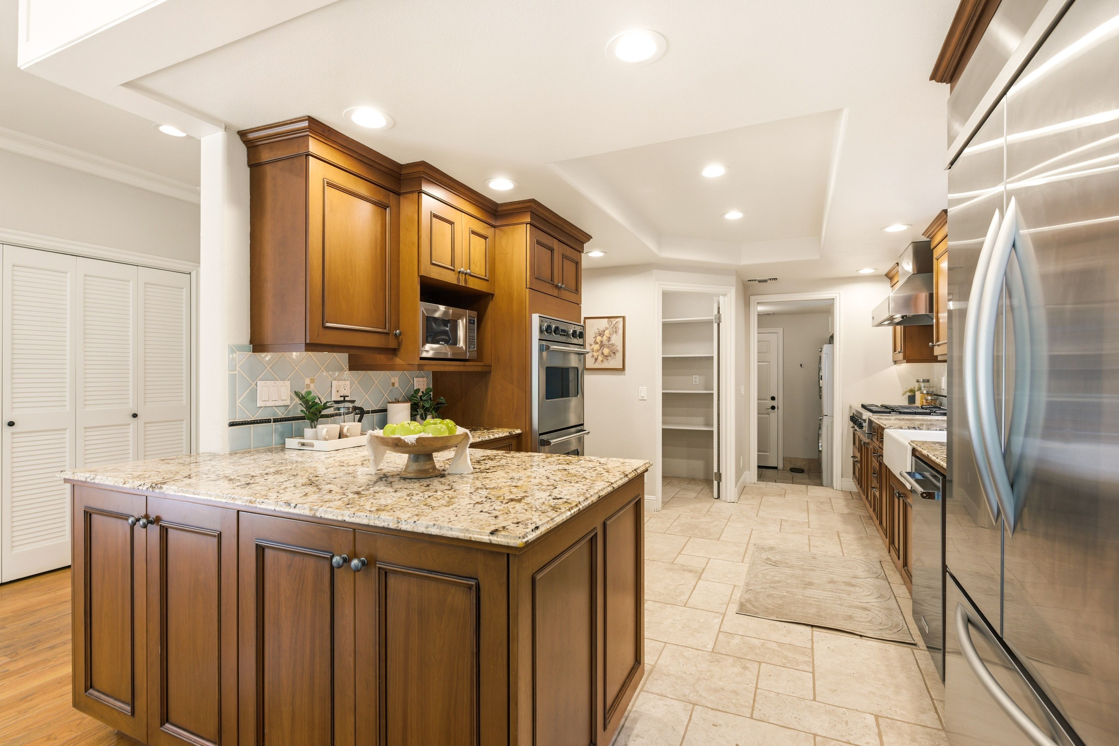  8 Faculty Court, Thousand Oaks - 物件實景