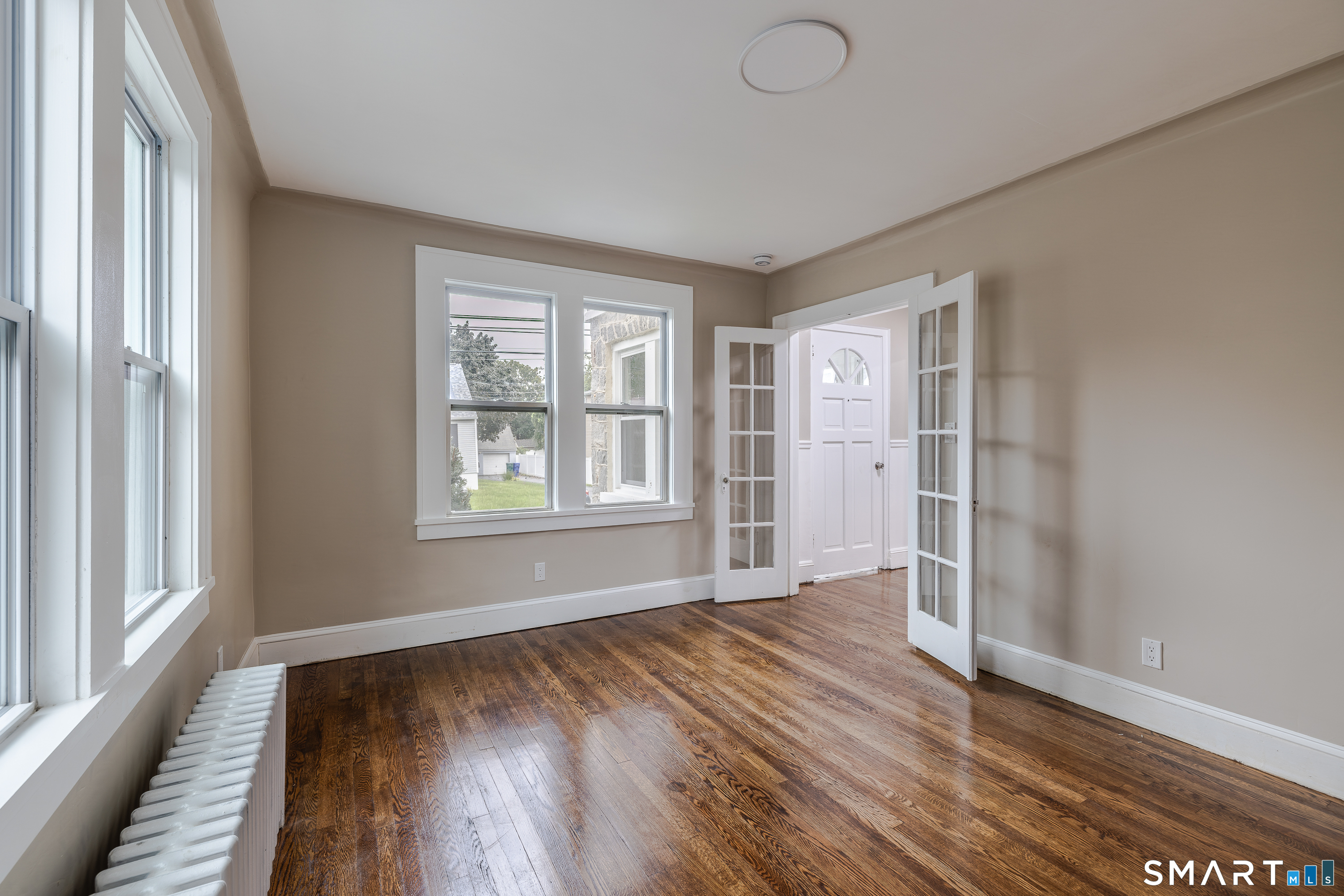 Evelyn St, Stratford, CT 06615 #1