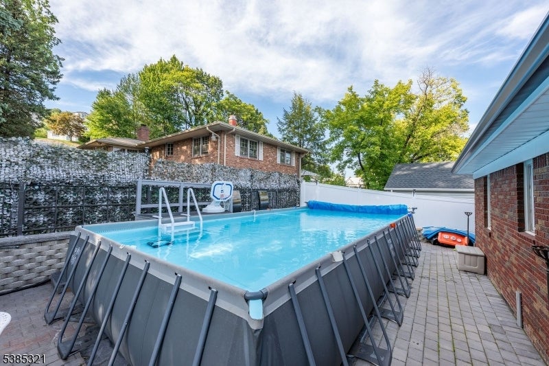 Paterson City, New Jersey, 07502, United States, 3 Bedrooms Bedrooms, ,3 BathroomsBathrooms,Residential,For Sale,1981357