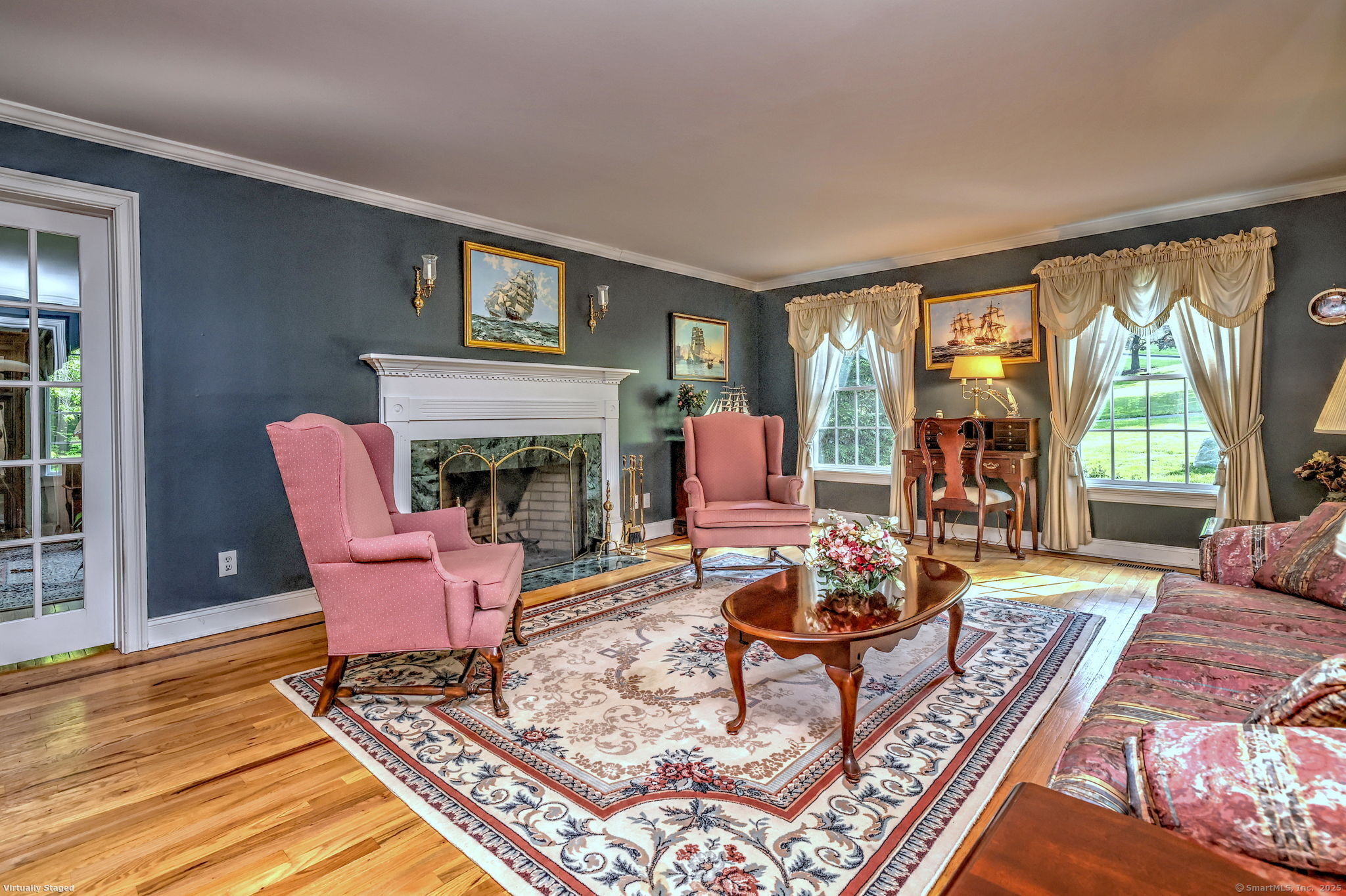 Redding, Connecticut, 06896, United States, 4 Bedrooms Bedrooms, ,5 BathroomsBathrooms,Residential,For Sale,1827564