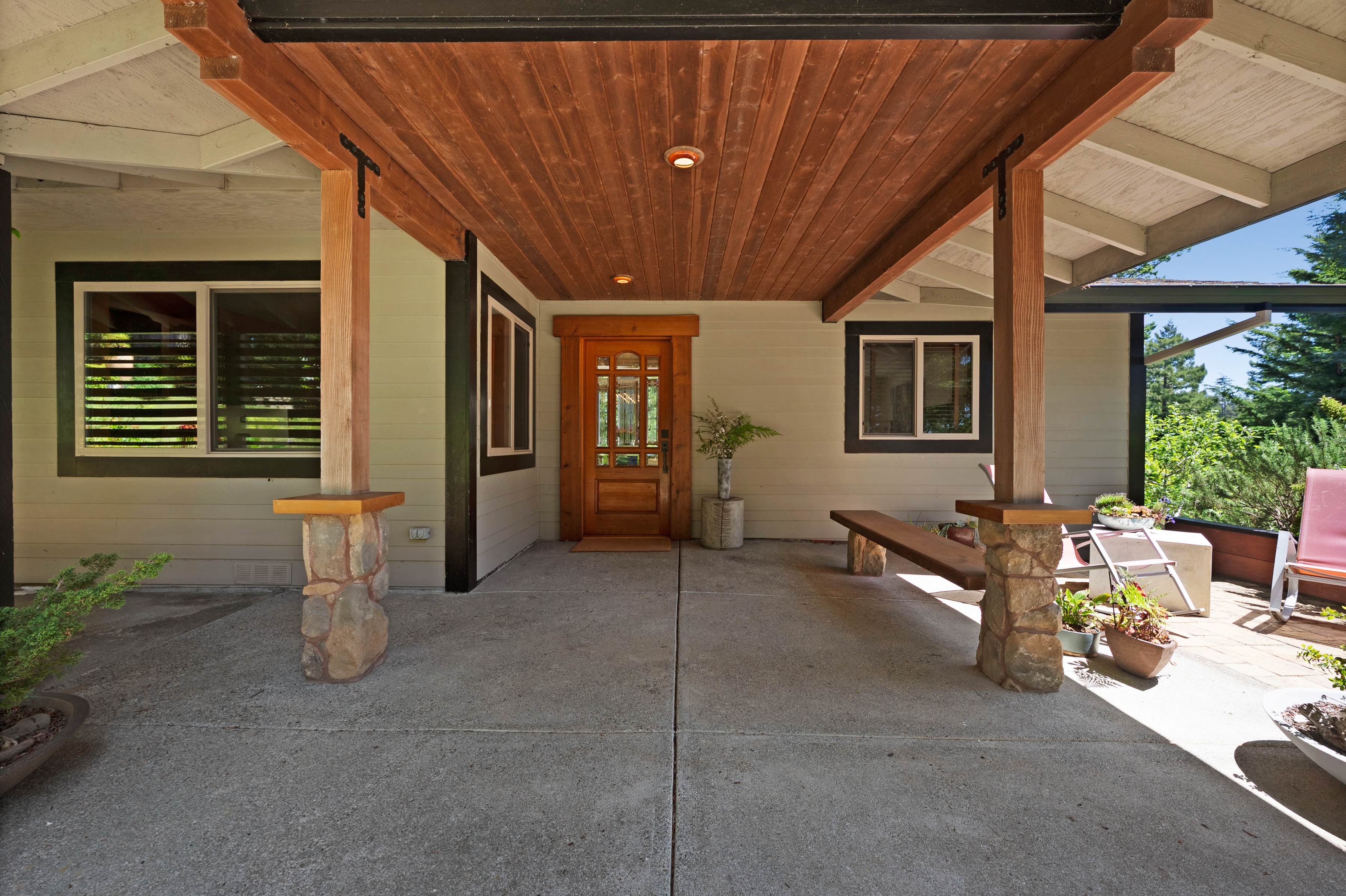  21995-21997 Ansel Court, Jenner, CA 95450 - 物件實景