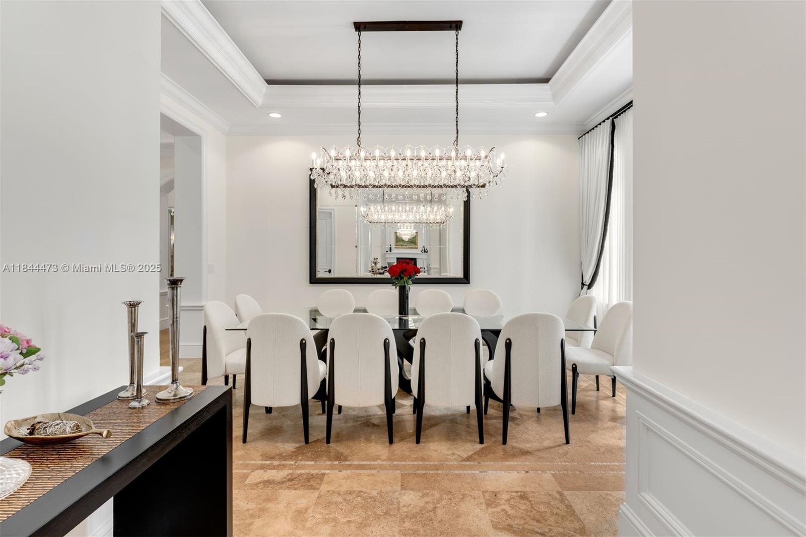 Miami, Florida, 33143, United States, 7 Bedrooms Bedrooms, ,10 BathroomsBathrooms,Residential,For Sale,1927451