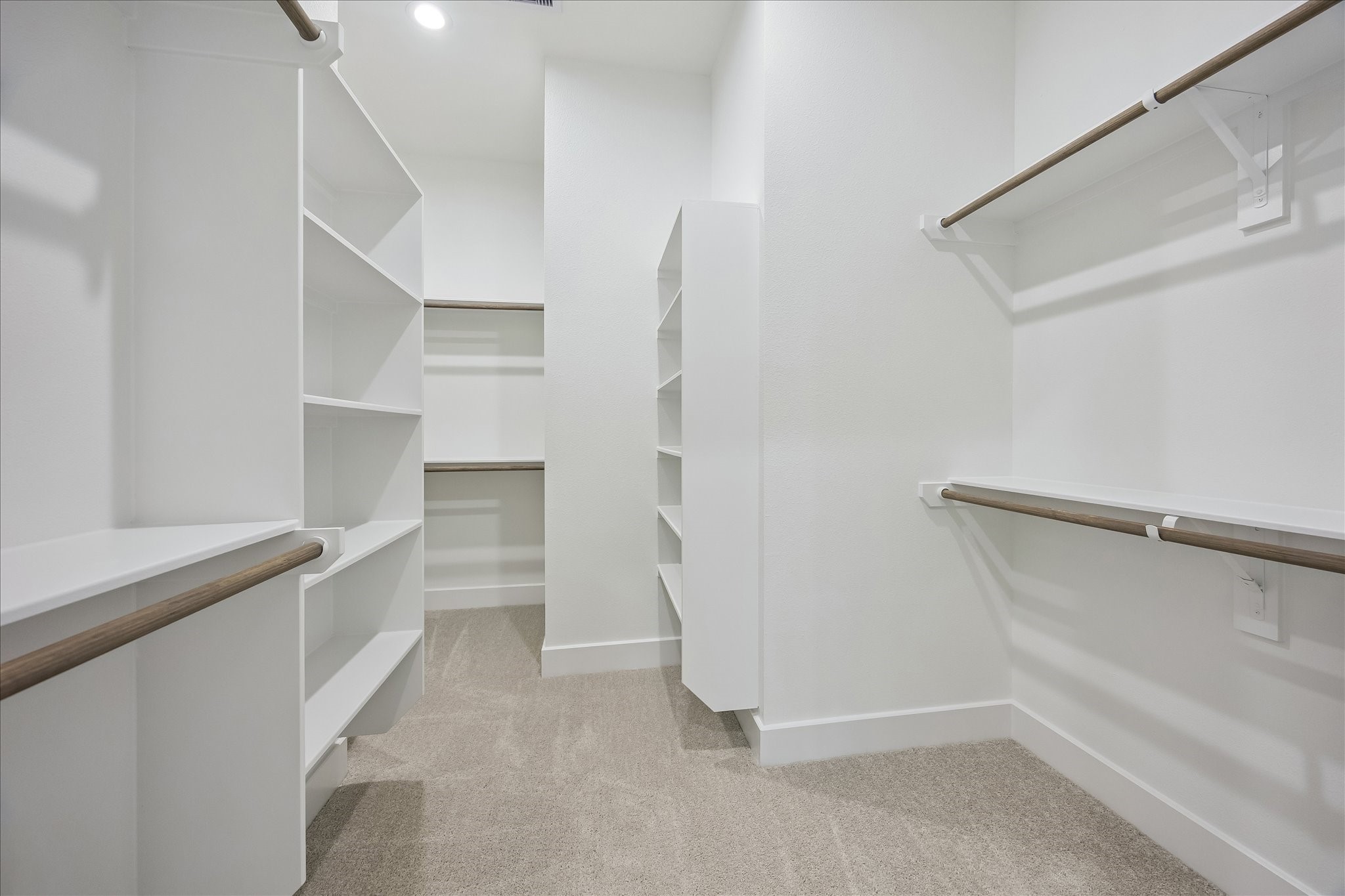  1032 Marcolin Street - 物件實景