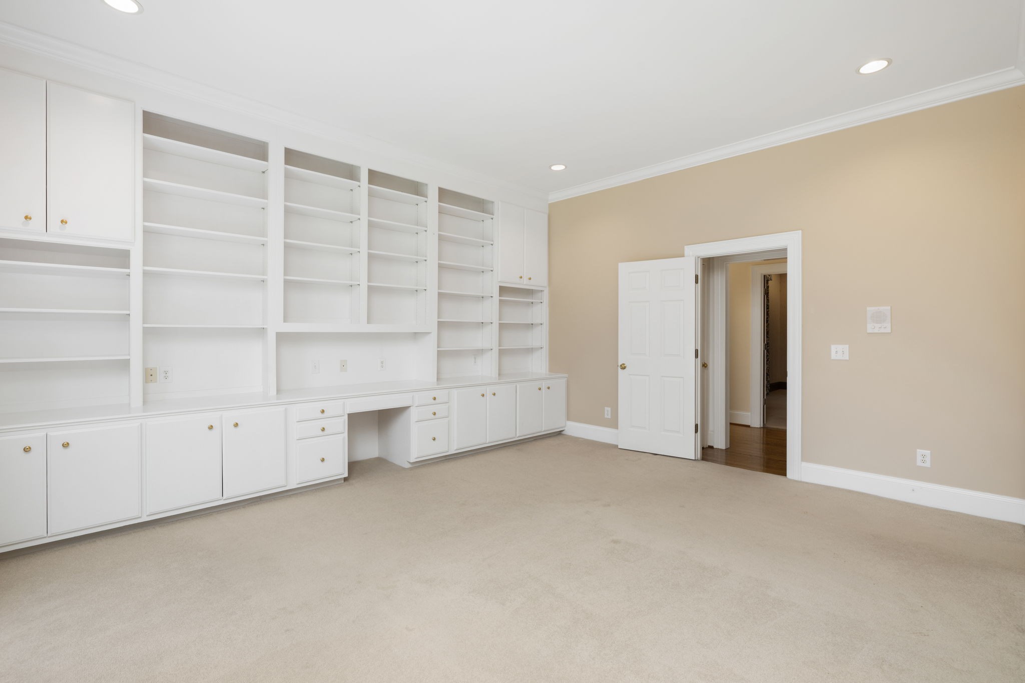  2017 Sunset Hills Ter, Nashville, TN, 37215 - 物件實景