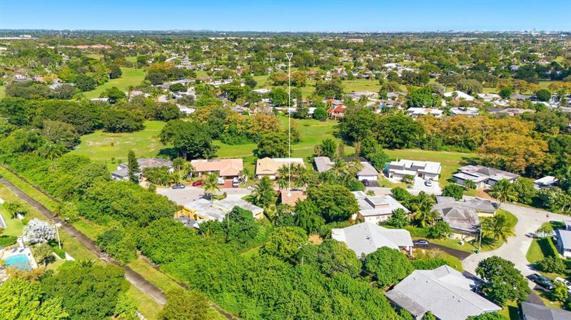 Tamarac, Florida, 33319, United States, 3 Bedrooms Bedrooms, ,2 BathroomsBathrooms,Residential,For Sale,1989471