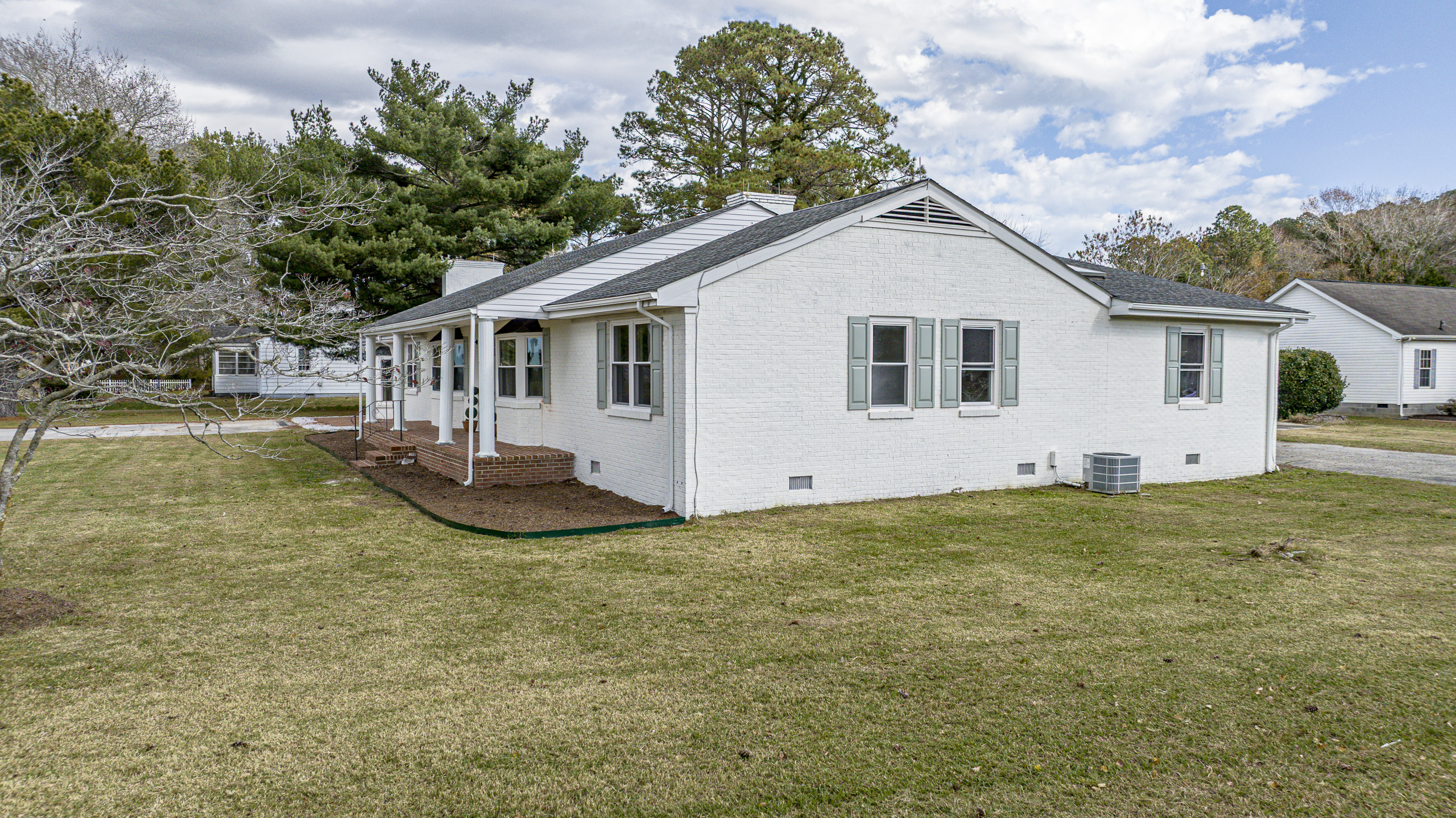 Onancock, Virginia, 23417, United States, 4 Bedrooms Bedrooms, ,3 BathroomsBathrooms,Residential,For Sale,1995976