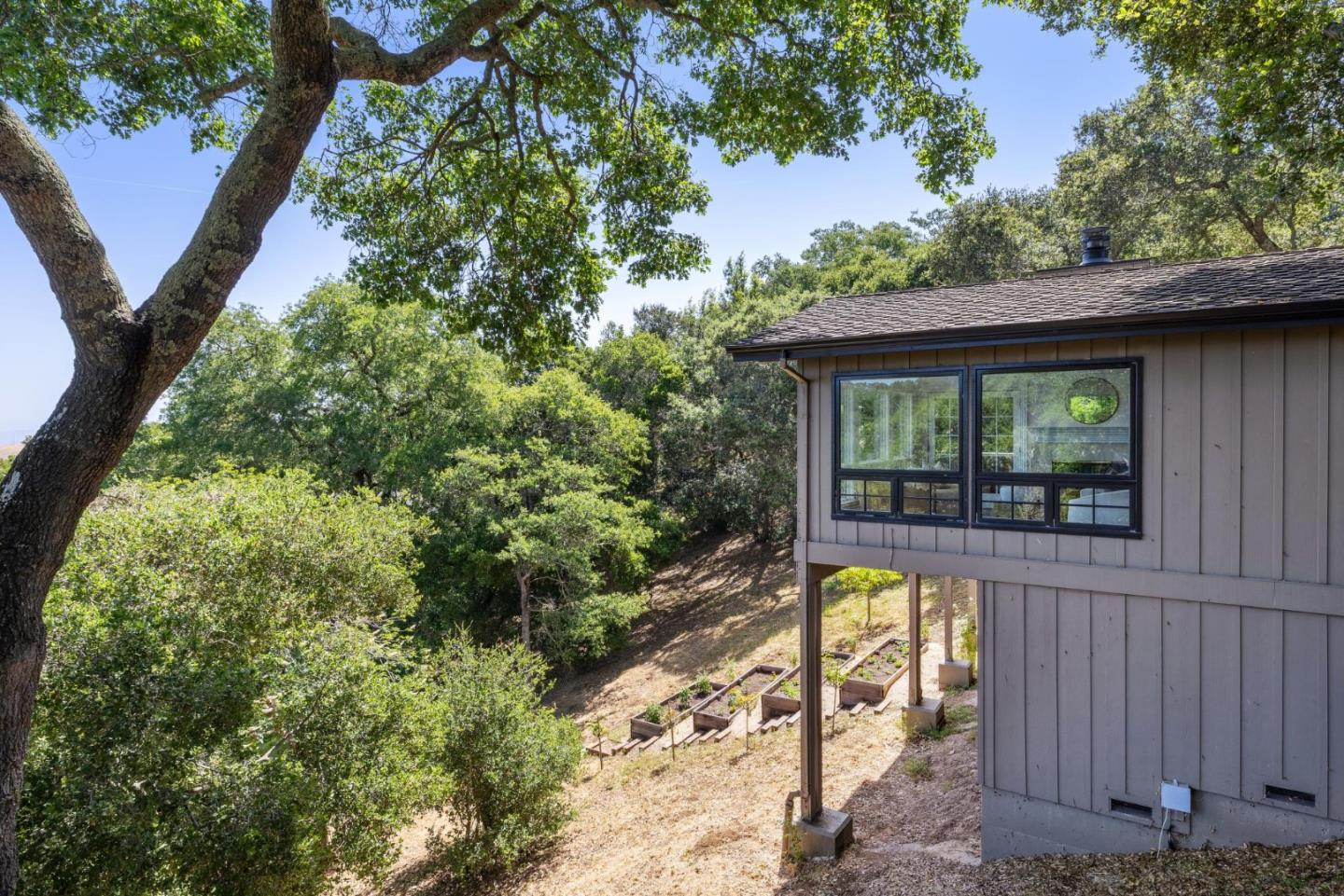 Portola Valley, California, 94028, United States, 6 Bedrooms Bedrooms, ,6 BathroomsBathrooms,Residential,For Sale,1917996