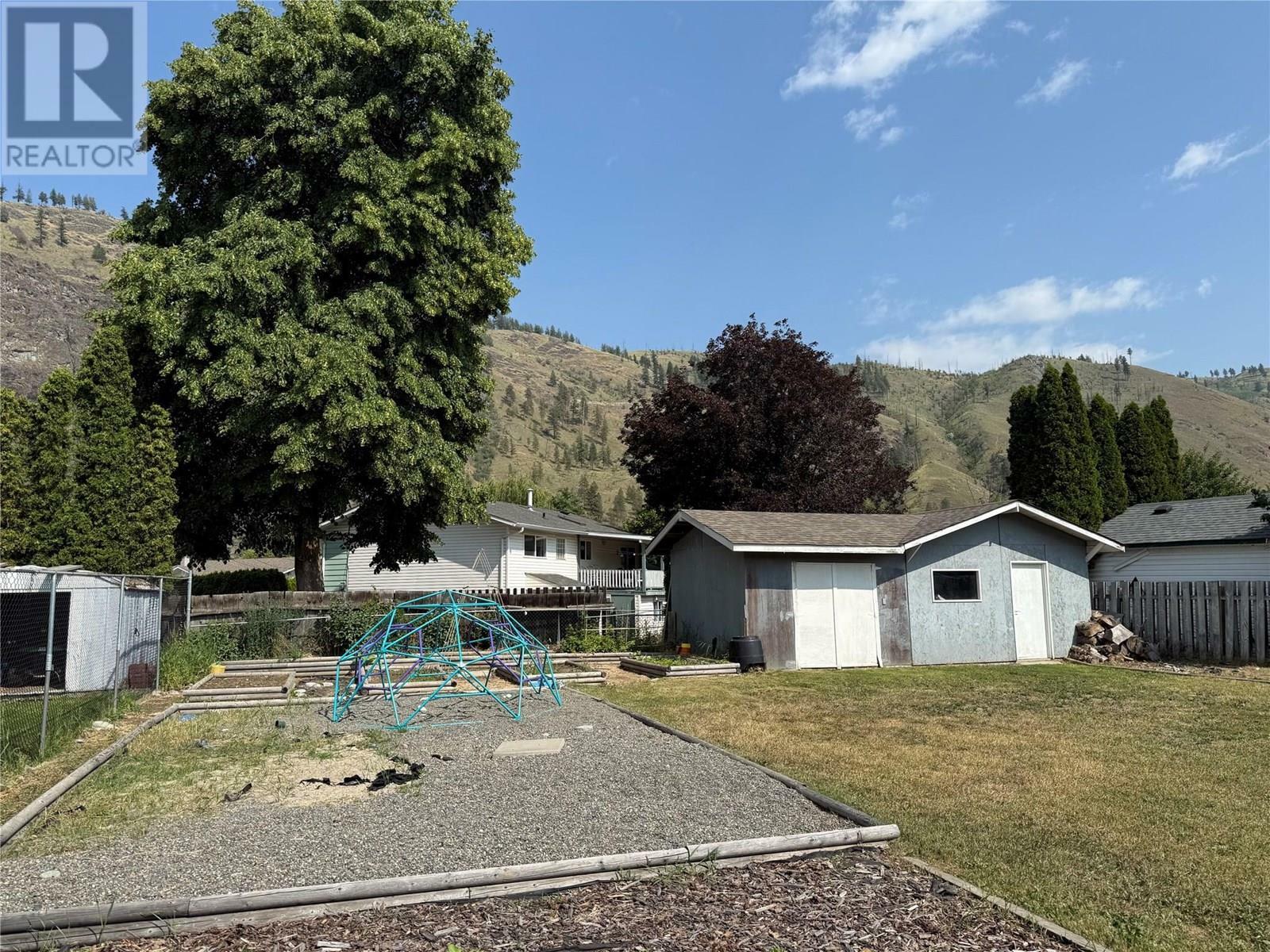 KAMLOOPS, British Columbia, V2H 1L4, CA, 4 Bedrooms Bedrooms, ,2 BathroomsBathrooms,Residential,For Sale,1874935