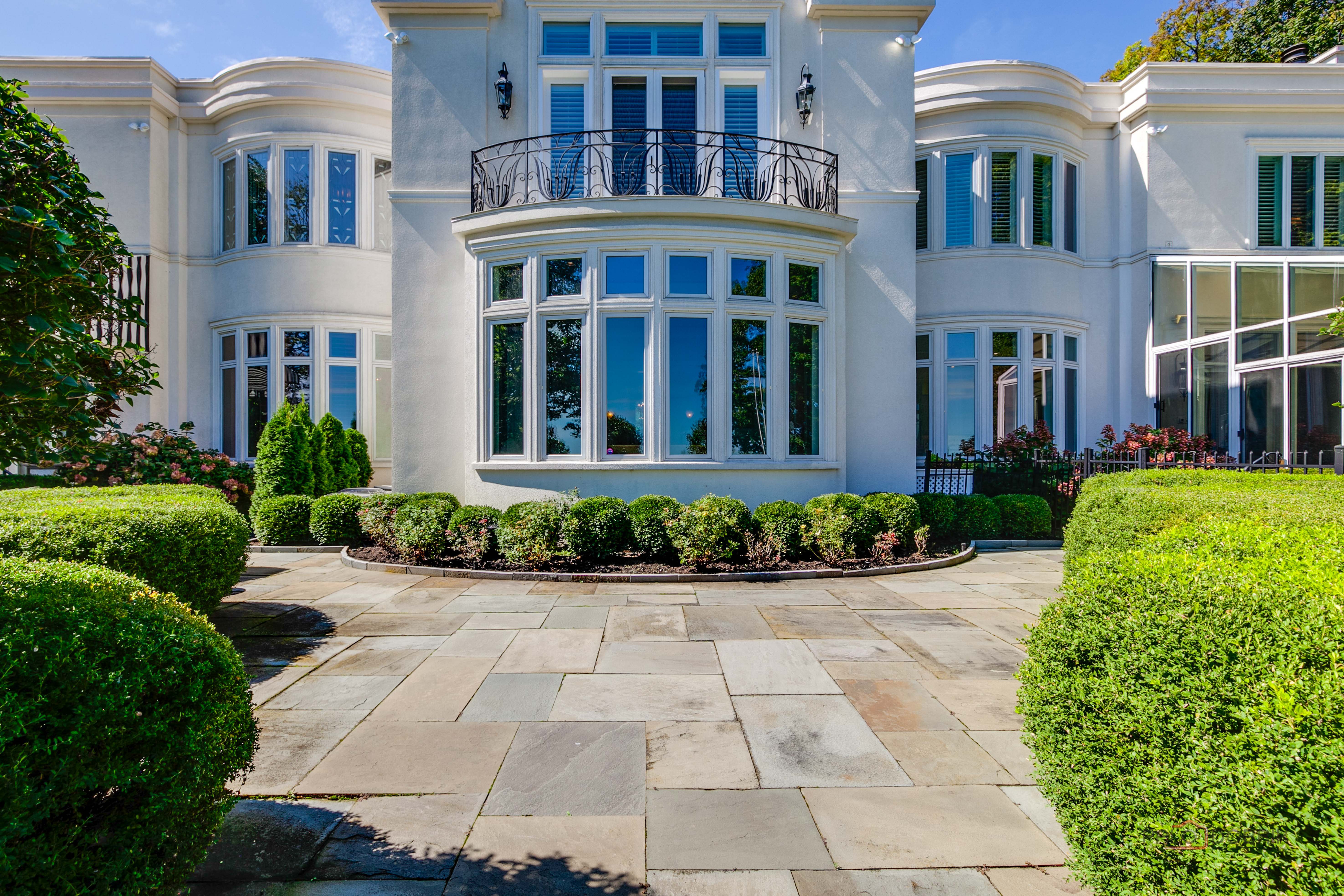  Exceptional Neoclassic Home - 物件實景