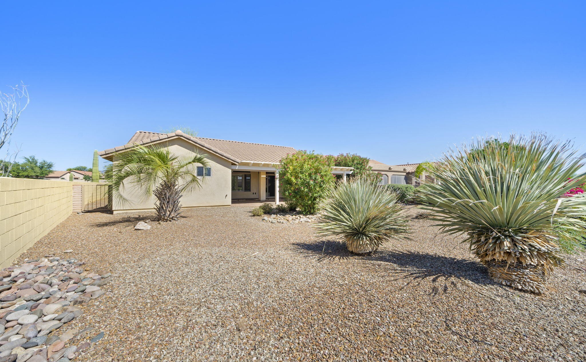  763 N Skywalker Place  Green Valley, AZ - 物件實景