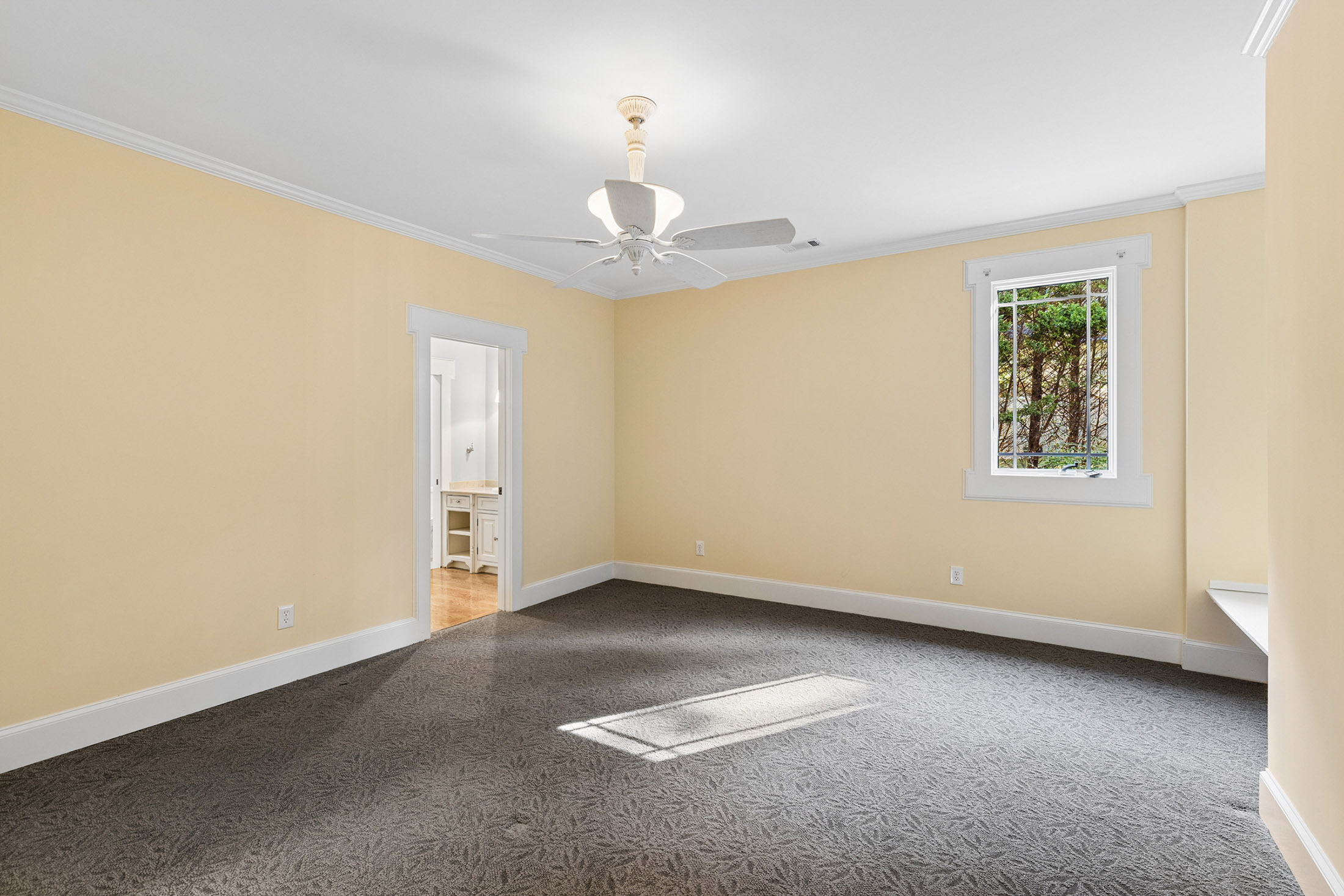 A Rare Opportunity to Enjoy Estate-Style Living in Sought-After Woodstock - 物件實景