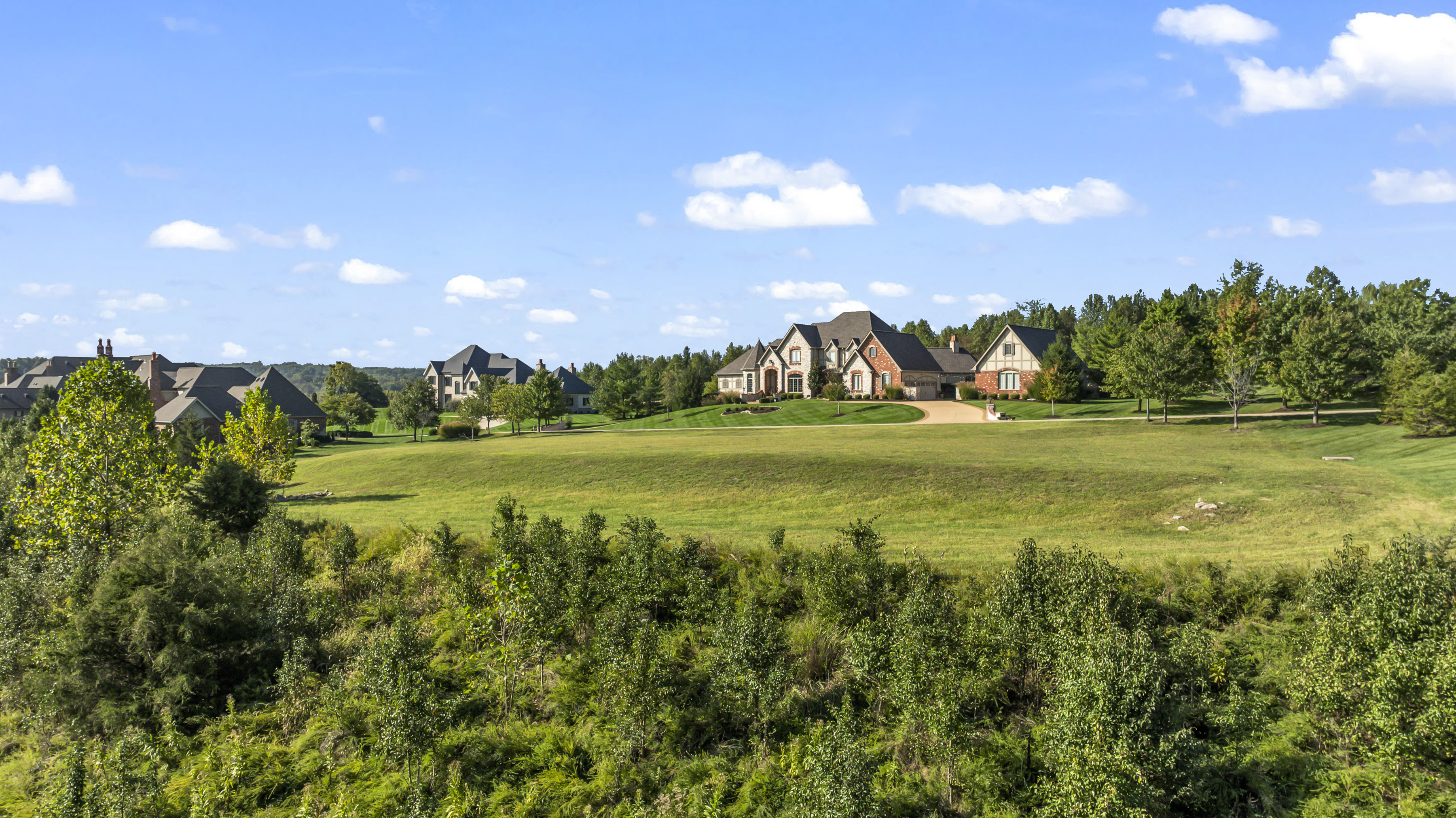  Opportunity to Build Your Fully Customized Luxury Compound on 3+ Level Acres - 物件實景