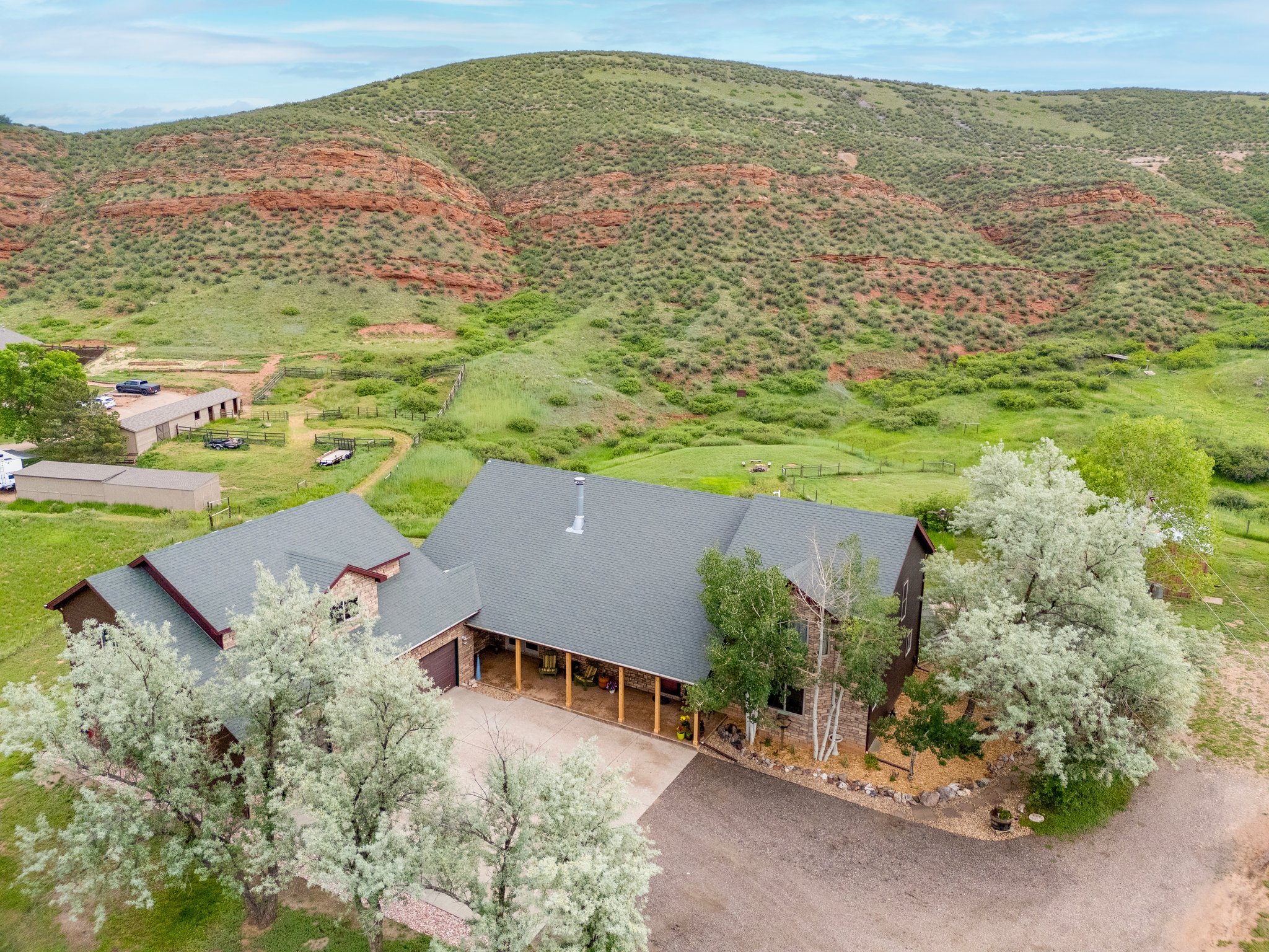  Private Colorado Retreat, Perfectly Positioned Among the Breathtaking Red Bluffs - 物件實景