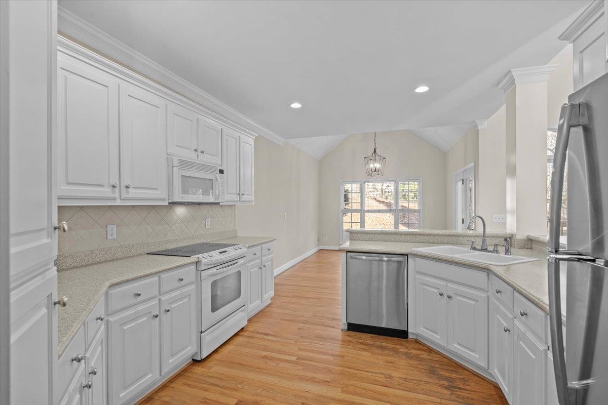 Greenville, South Carolina, 29615, United States, 4 Bedrooms Bedrooms, ,2 BathroomsBathrooms,Residential,For Sale,2006117