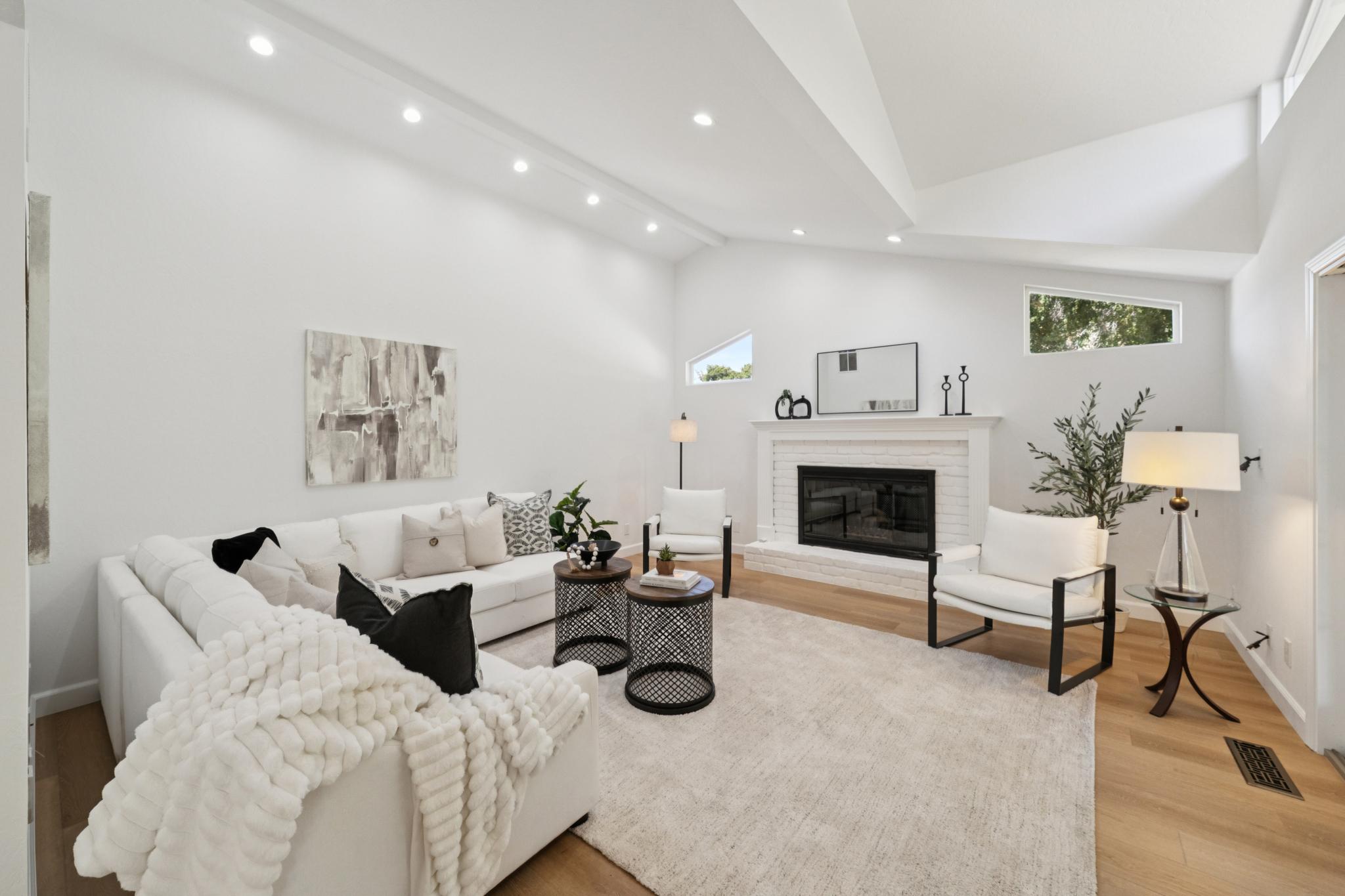  Resort-Style Home in Los Altos - 物件實景