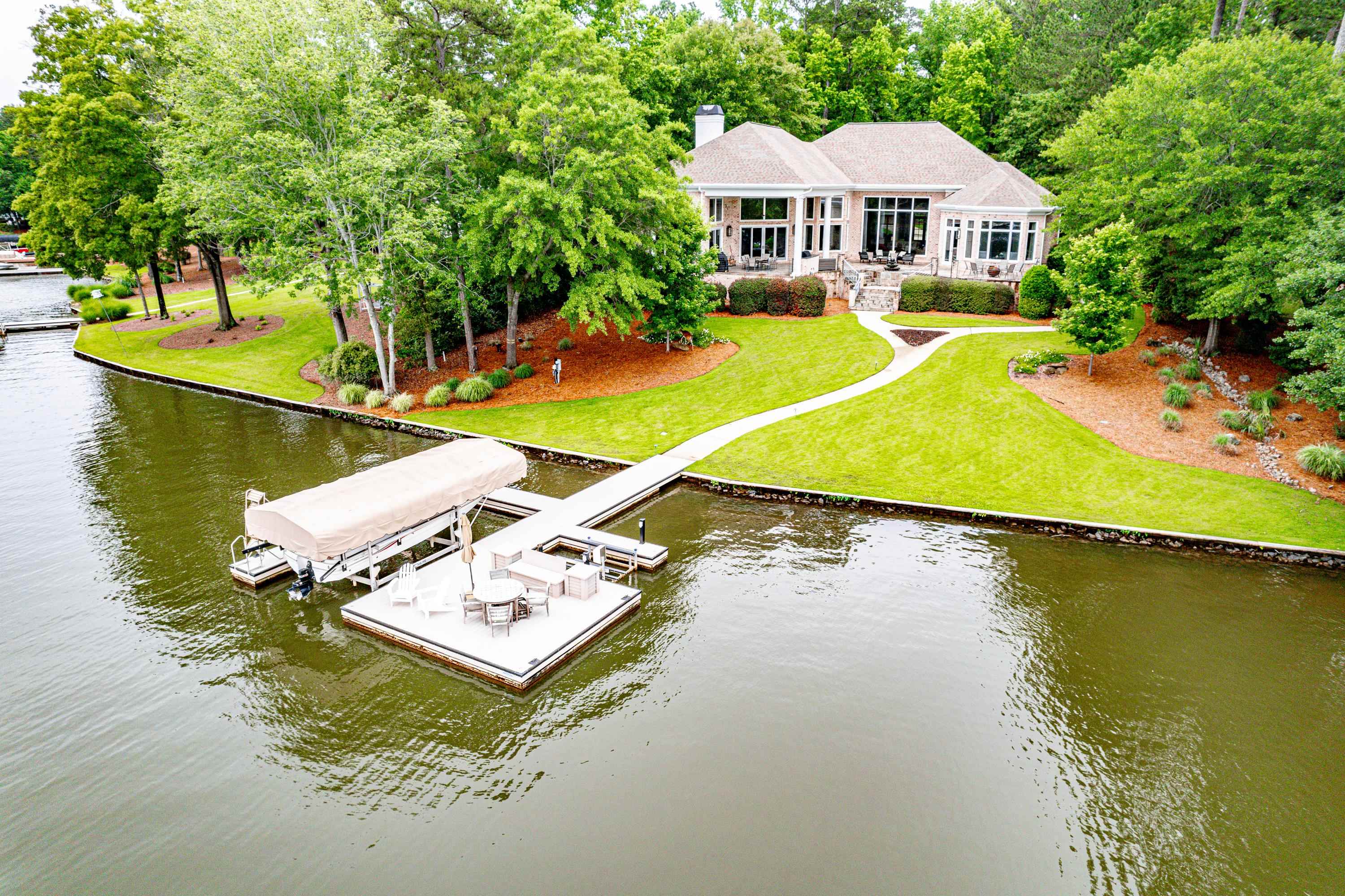 Greensboro, Georgia, 30642, United States, 4 Bedrooms Bedrooms, ,5 BathroomsBathrooms,Residential,For Sale,1847272