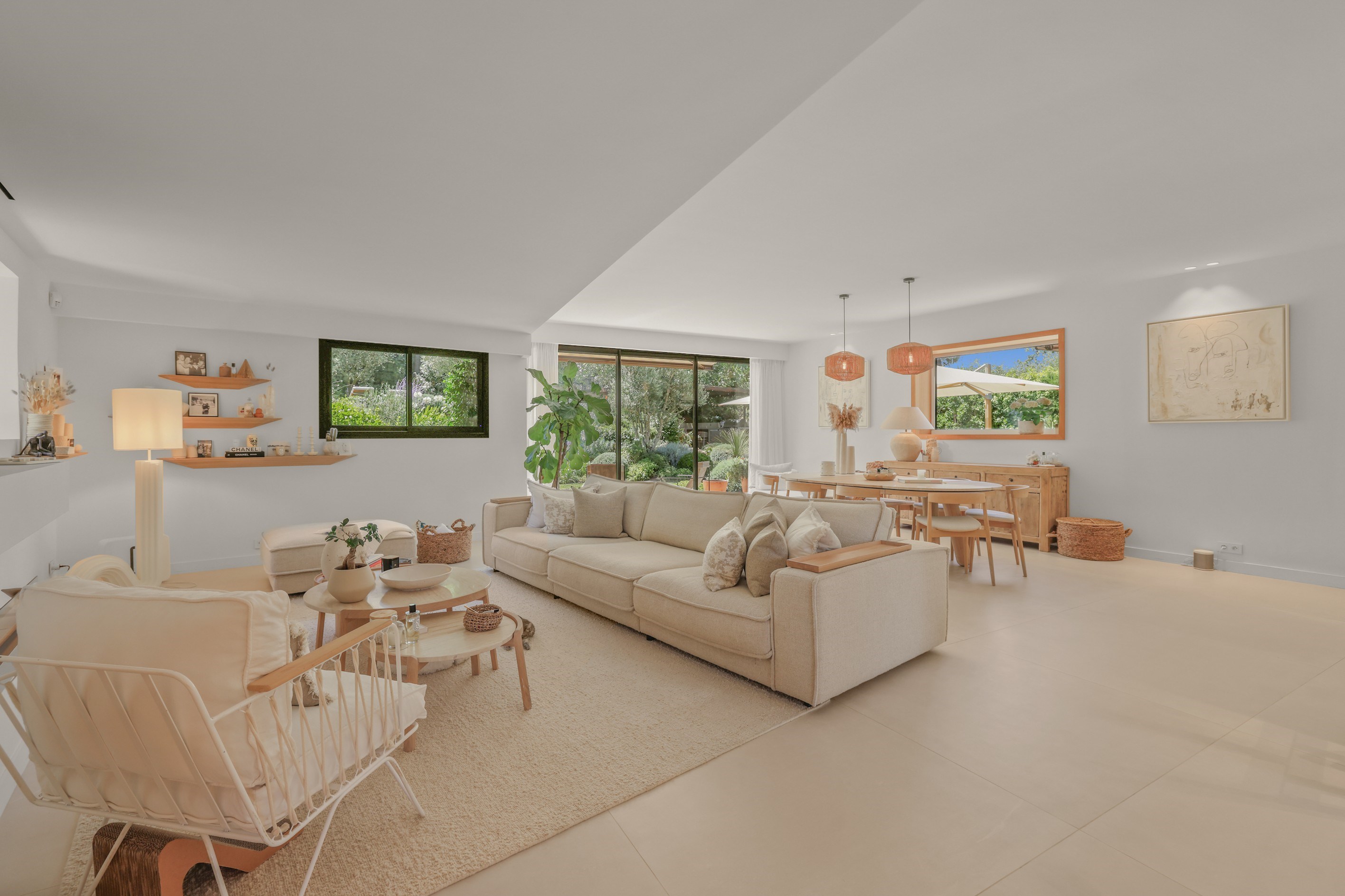  Le Cannet, luxury property for sale with landscaped gardens, heated swimming po… - 物件實景