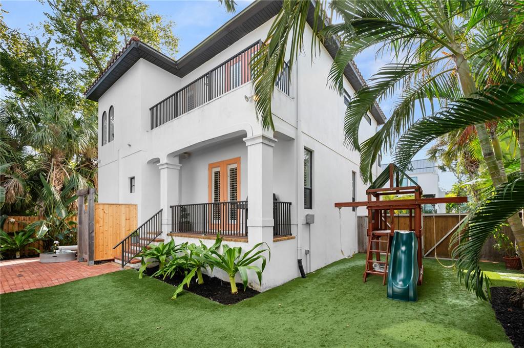 Sarasota, Florida, 34236, United States, 4 Bedrooms Bedrooms, ,4 BathroomsBathrooms,Residential,For Sale,1992105