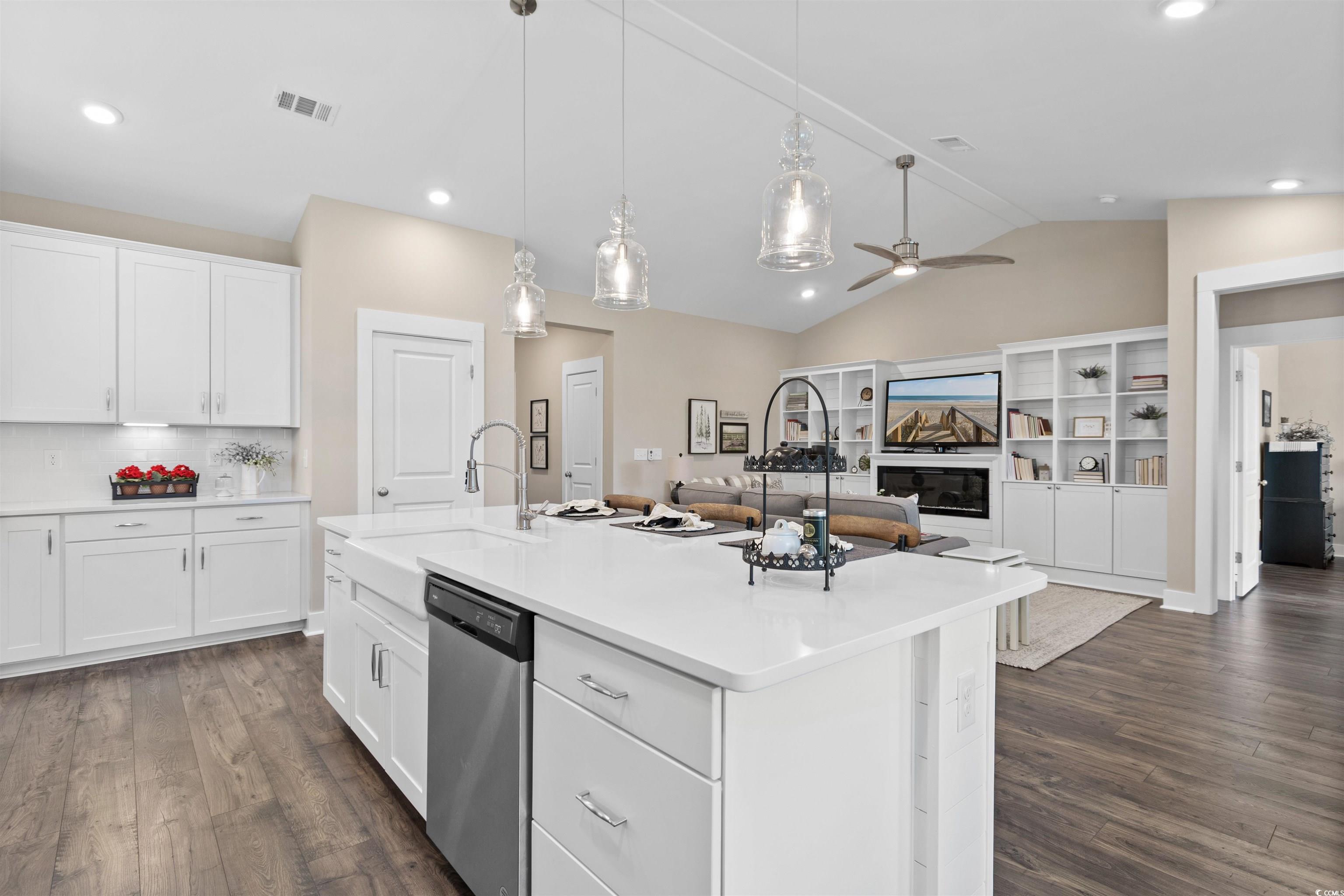 Myrtle Beach, South Carolina, 29579, United States, 4 Bedrooms Bedrooms, ,3 BathroomsBathrooms,Residential,For Sale,1859789