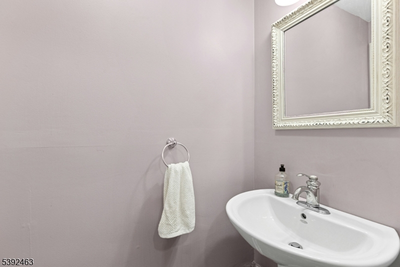 Plainfield City, New Jersey, 07062, United States, 3 Bedrooms Bedrooms, ,2 BathroomsBathrooms,Residential,For Sale,1968857