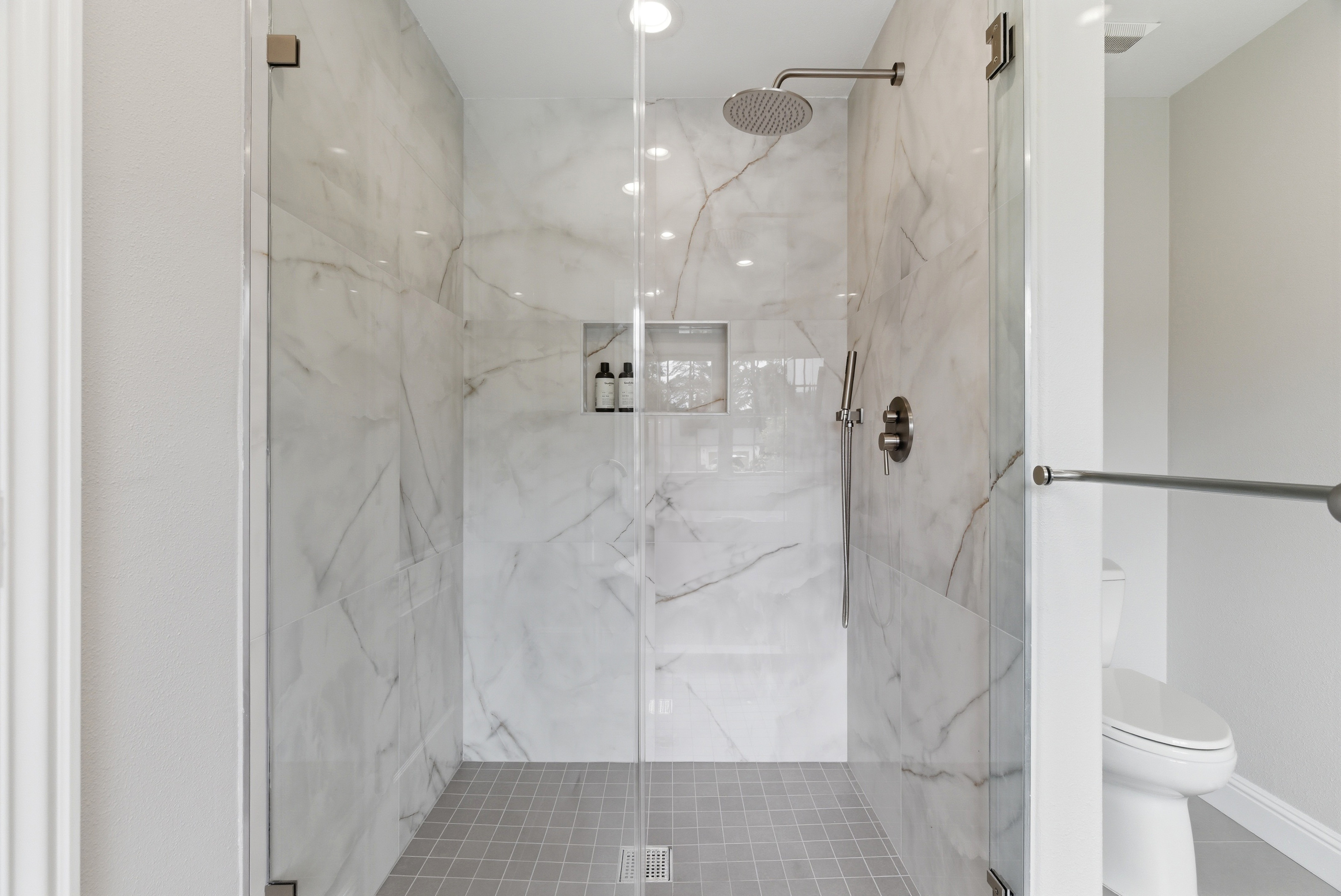  Gorgeous, Contemporary Home in North Los Altos - 物件實景