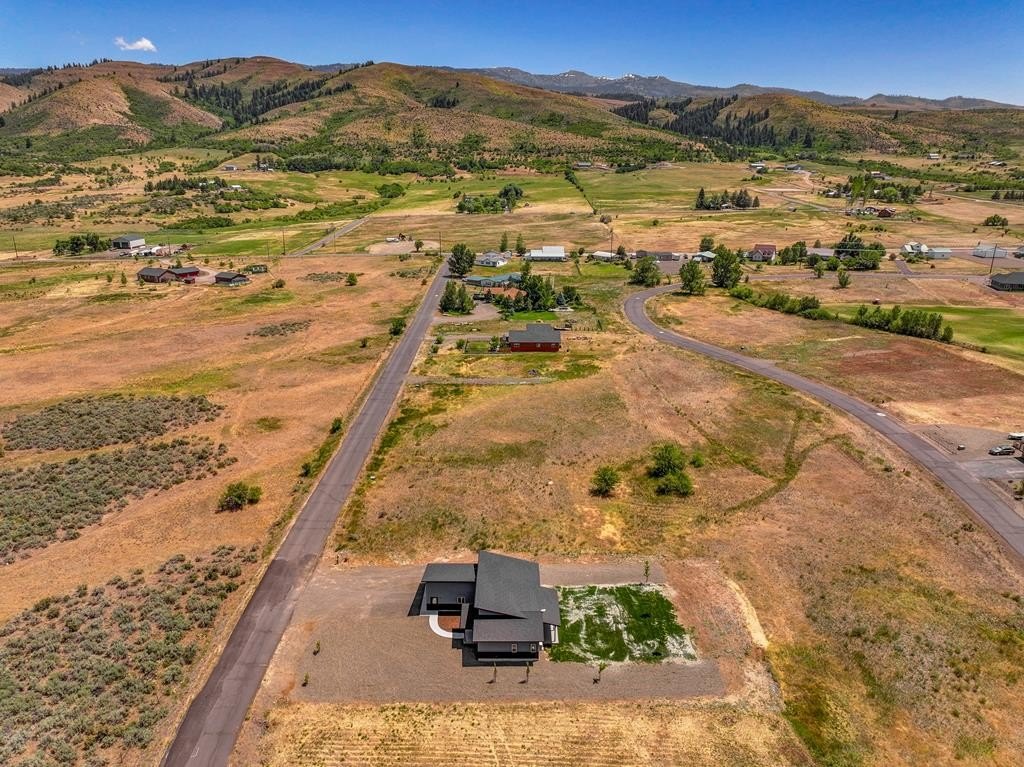 Council, Idaho, 83612, United States, 3 Bedrooms Bedrooms, ,3 BathroomsBathrooms,Residential,For Sale,1870471