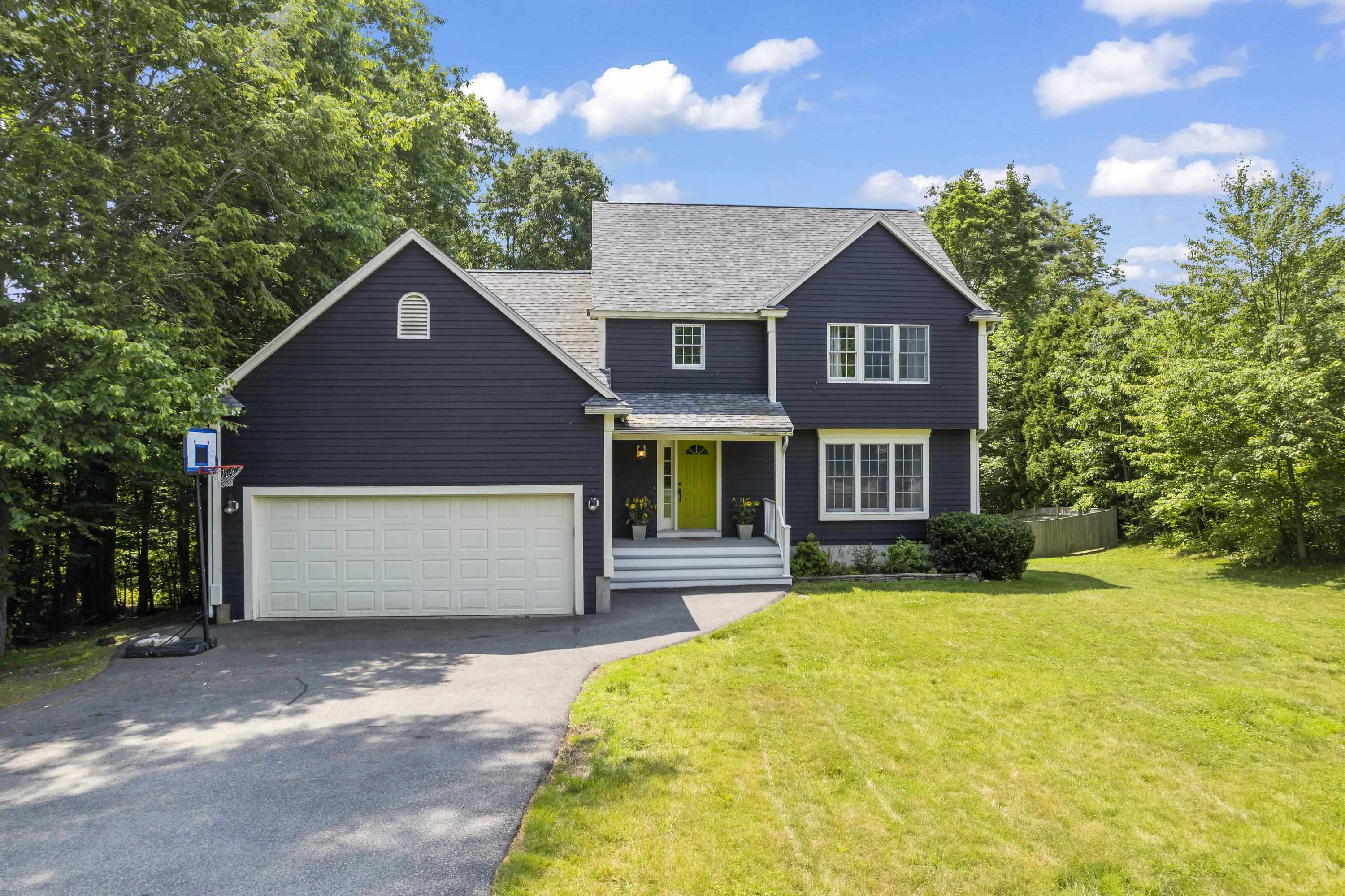York, Maine, 03909, United States, 3 Bedrooms Bedrooms, ,4 BathroomsBathrooms,Residential,For Sale,1938259