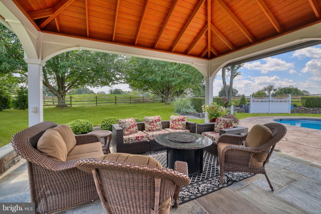 New Hope, Pennsylvania, 18938, United States, 4 Bedrooms Bedrooms, ,4 BathroomsBathrooms,Residential,For Sale,2003111