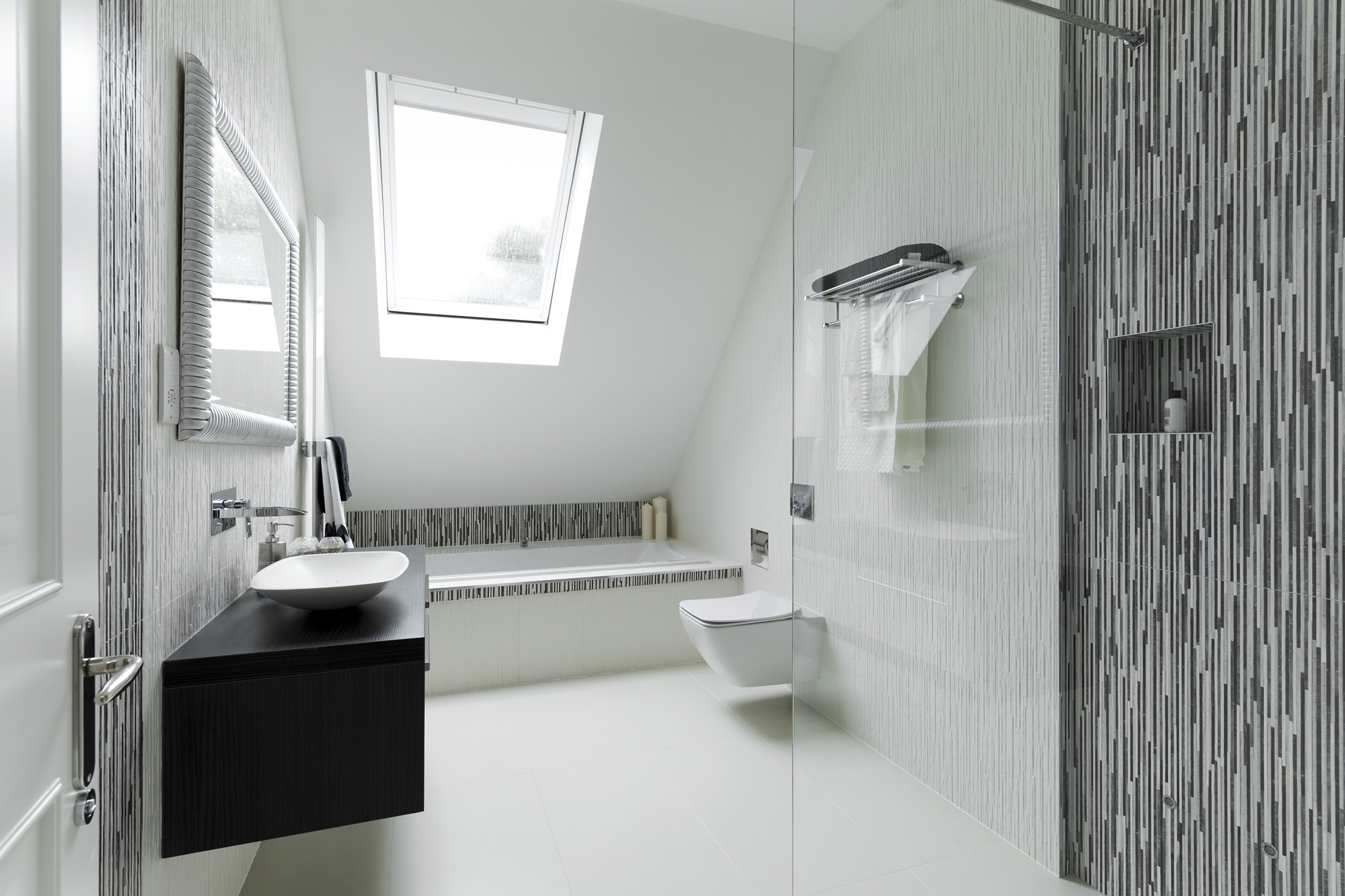  A grand modern house with extensive leisure facilities close to Richmond Park. - 物件實景