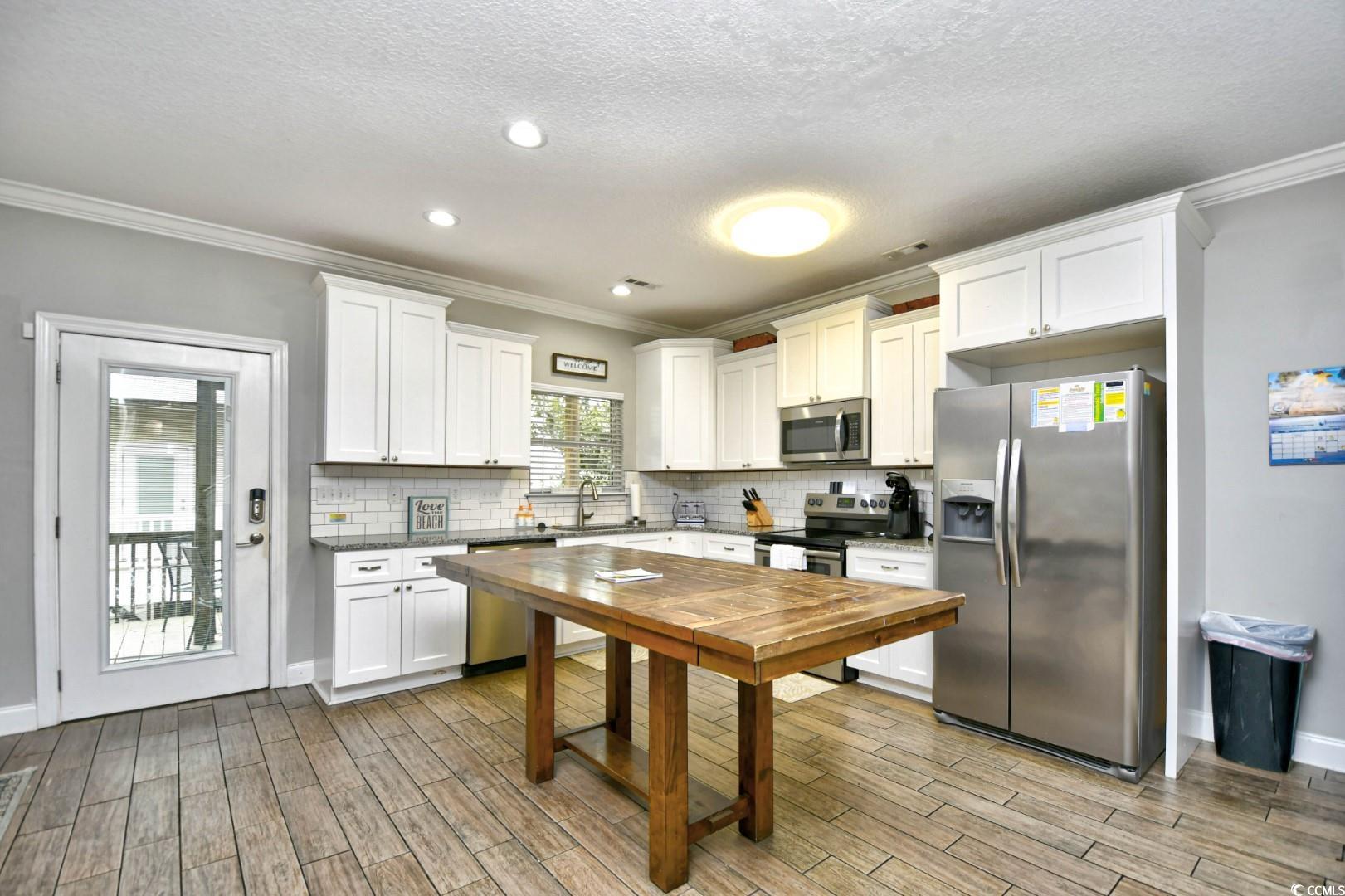 Myrtle Beach, South Carolina, 29575, United States, 7 Bedrooms Bedrooms, ,3 BathroomsBathrooms,Residential,For Sale,1976910