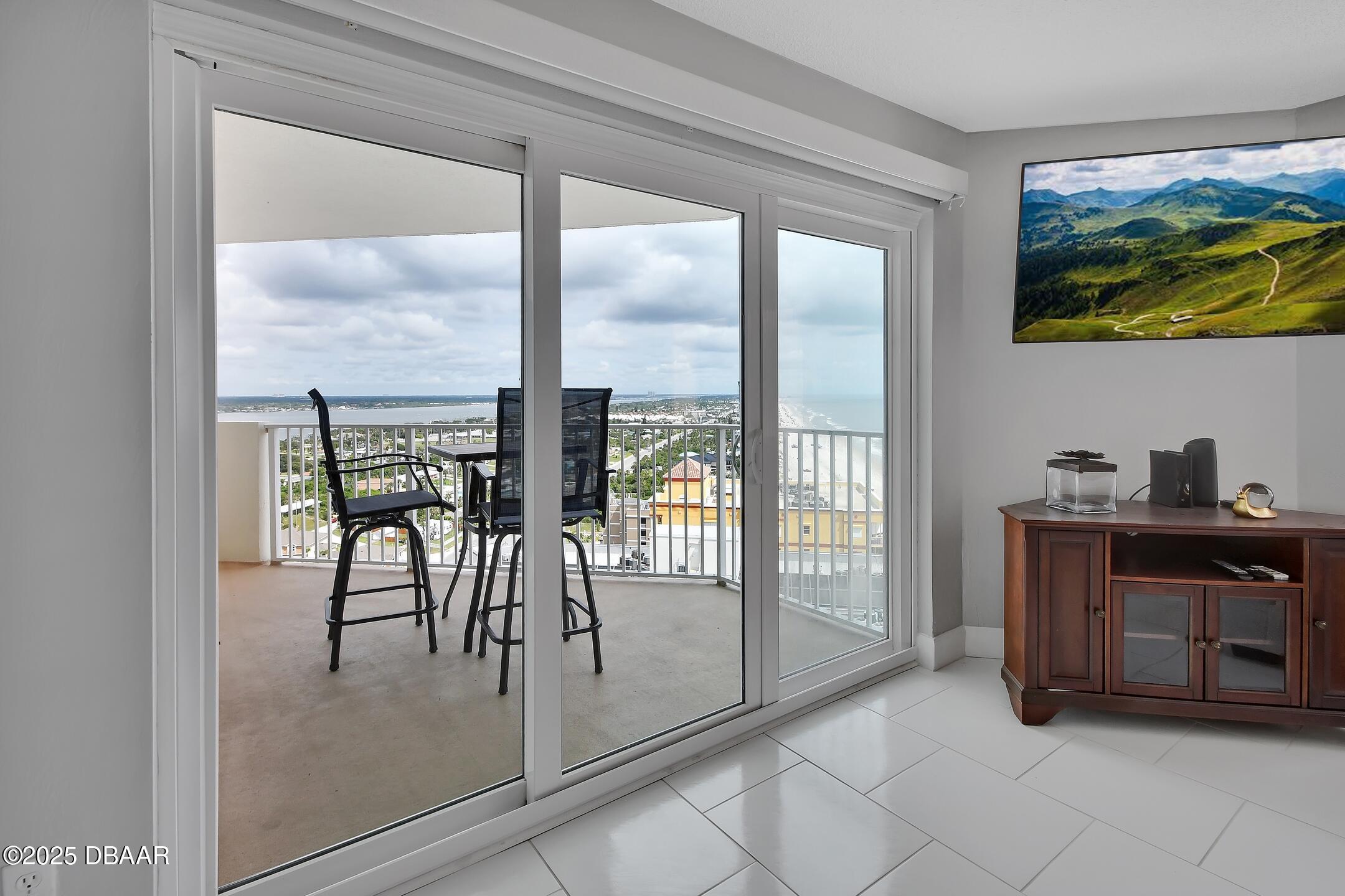 Daytona Beach, Florida, 32118, United States, 2 Bedrooms Bedrooms, ,2 BathroomsBathrooms,Residential,For Sale,1906573