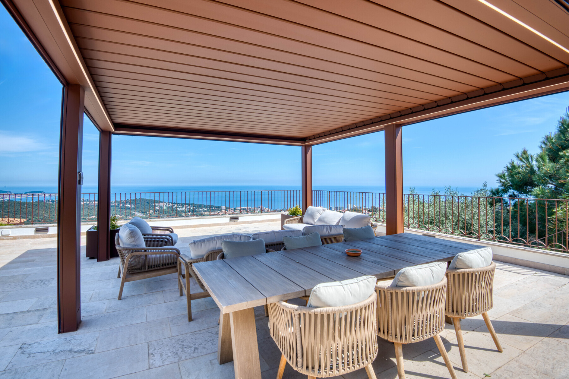  Exclusive designer villa with stunning sea views in Platja d