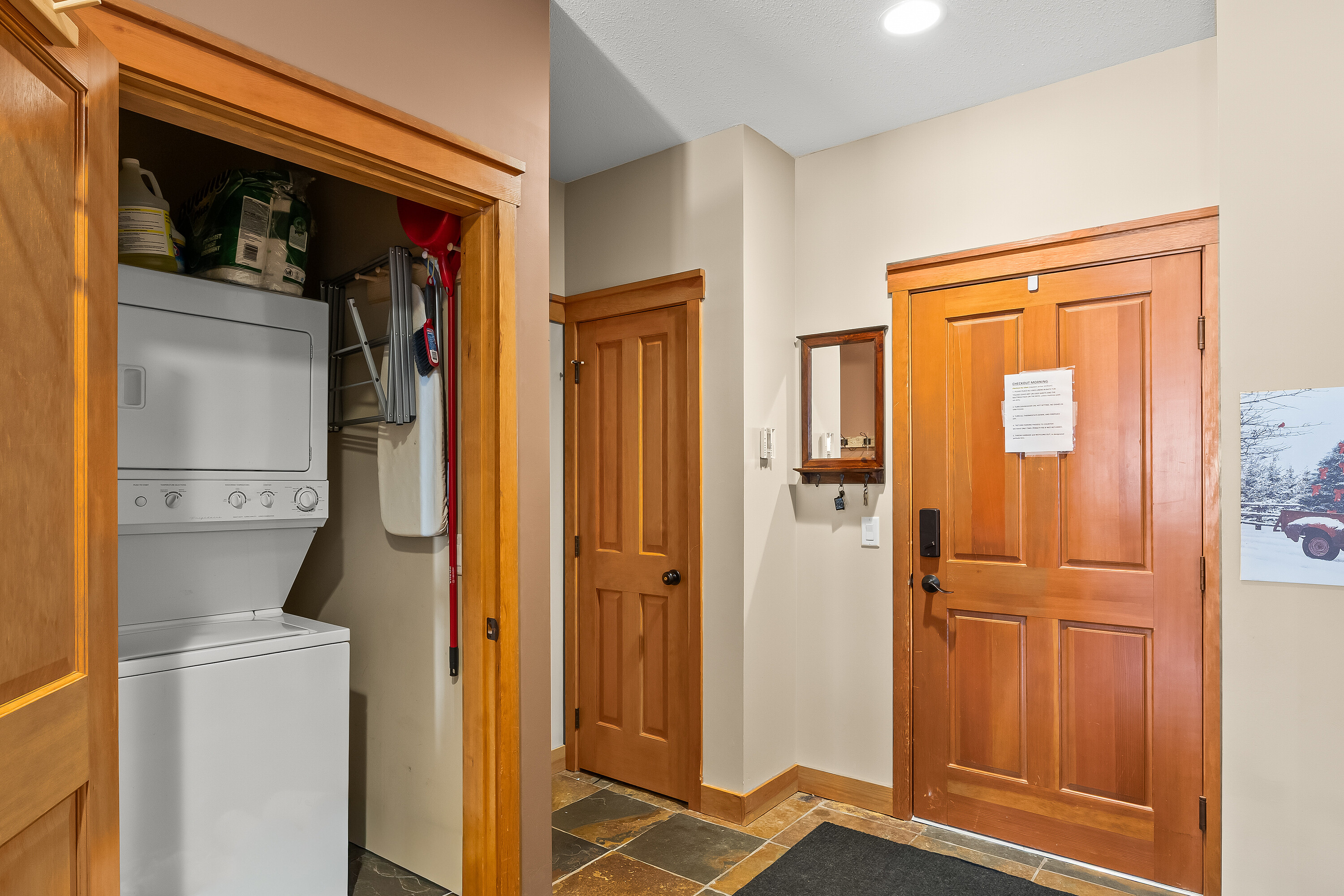 Two Bedroom Corner Unit - 物件實景
