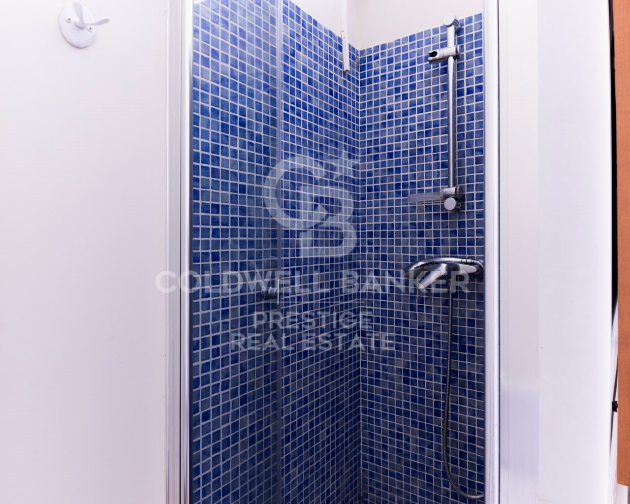 Barcelona, Barcelona, Eixample, La Dreta de l'Eix, Barcelona, Catalonia, ES, 5 Bedrooms Bedrooms, ,2 BathroomsBathrooms,Residential,For Sale,Barcelona, Barcelona, Eixample, La Dreta de l'Eix,1448884