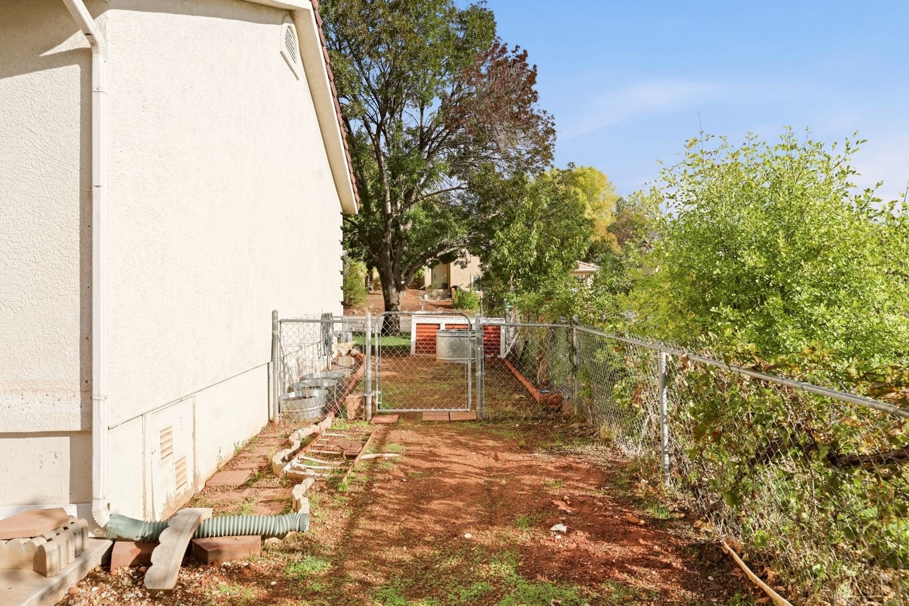  NO HOA 3Bed, 2Bath, 2.5 Car Garage Rv Parking, New Flooring and Paint - 物件實景