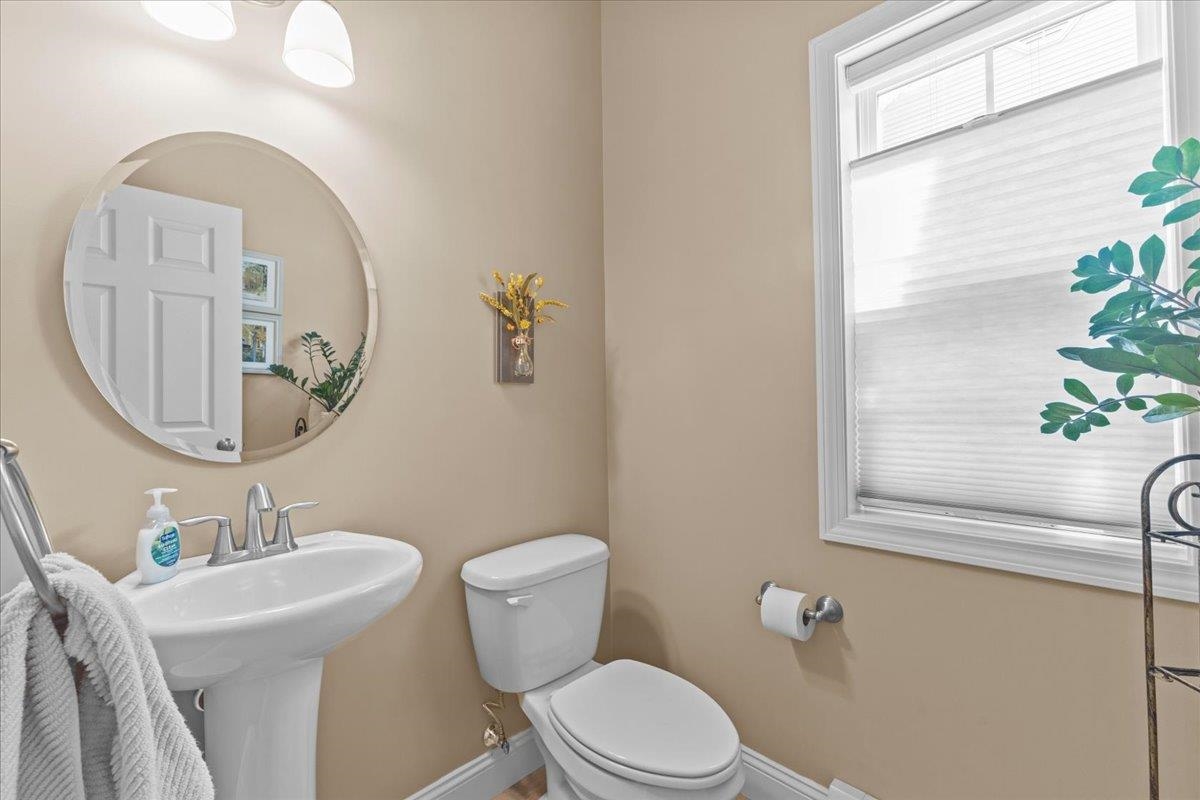 Essex Junction, Vermont, 05452, United States, 3 Bedrooms Bedrooms, ,3 BathroomsBathrooms,Residential,For Sale,1943332