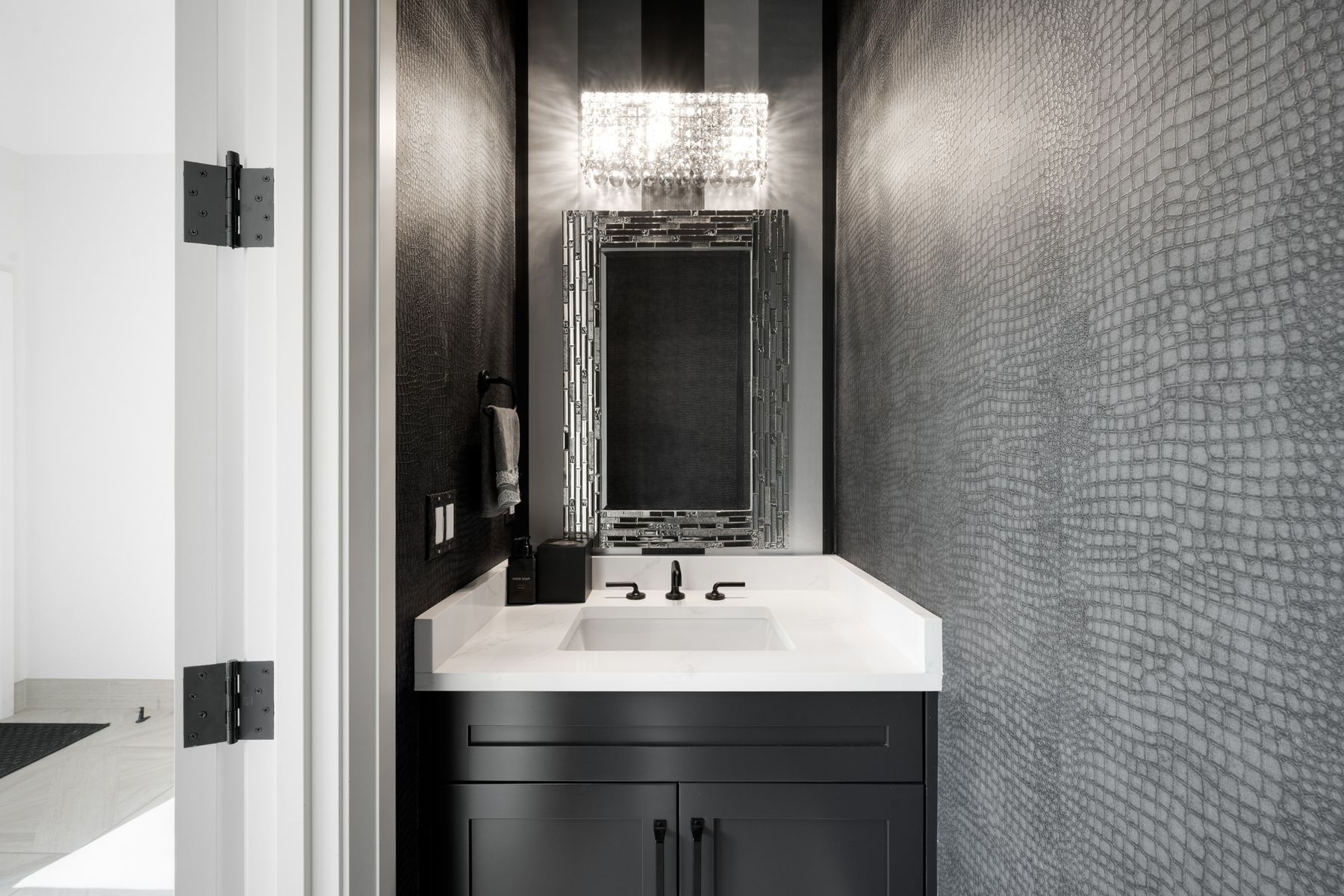  Gated Cherry Creek Enclave of Cedar Lane - 物件實景